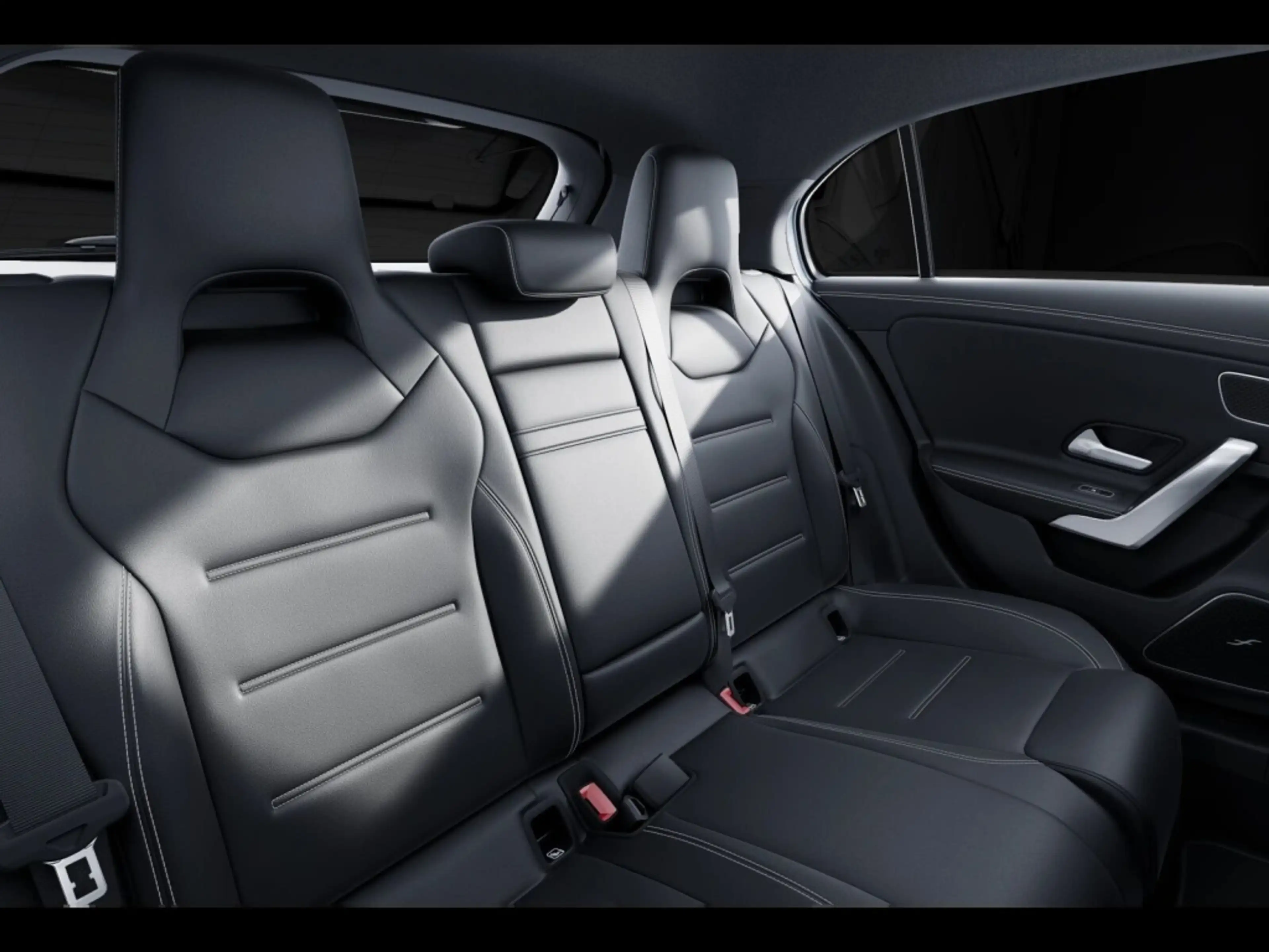 Mercedes-Benz A 250 e AMG AHK PANO SOUND LEDER DISTRO MULTIBE — photo 12
