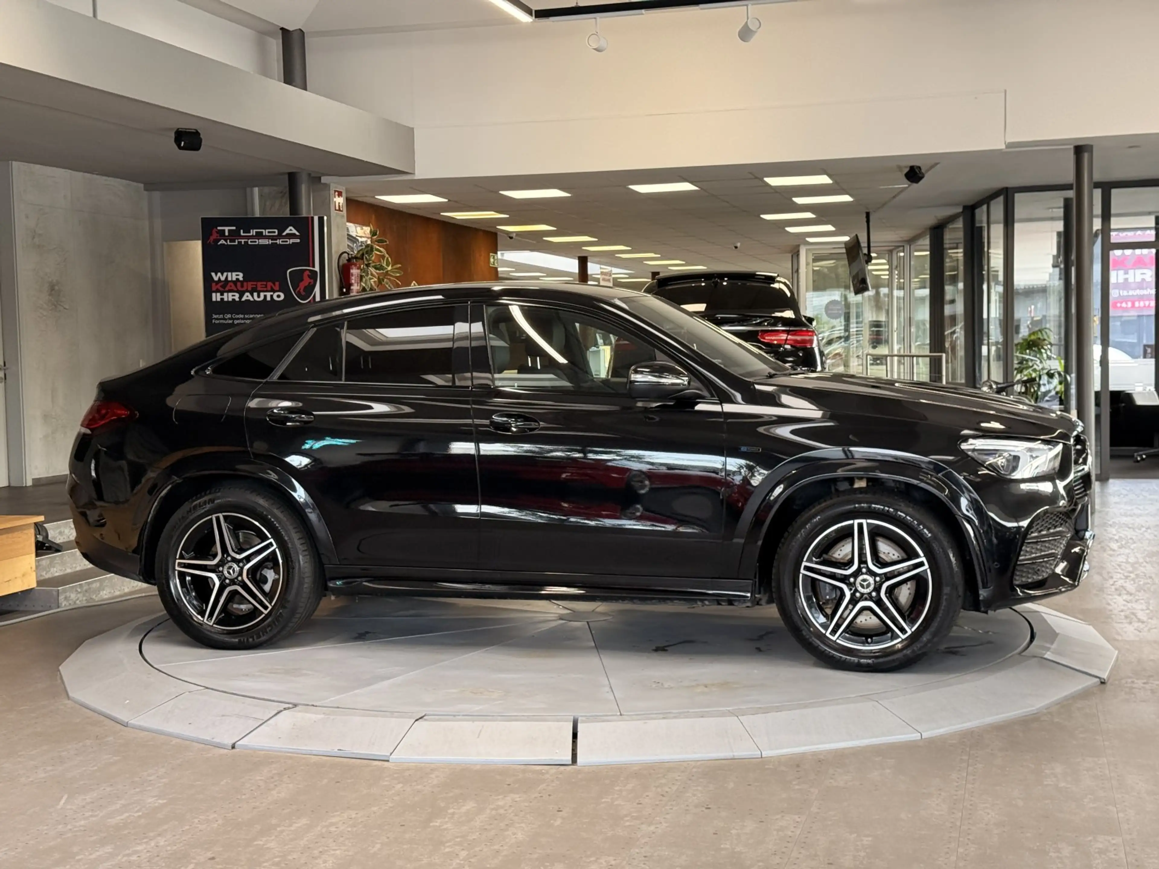 Mercedes-Benz GLE 350 de 4Matic Coupe AMG-Line *360*Ambiente*20Zoll — photo 10