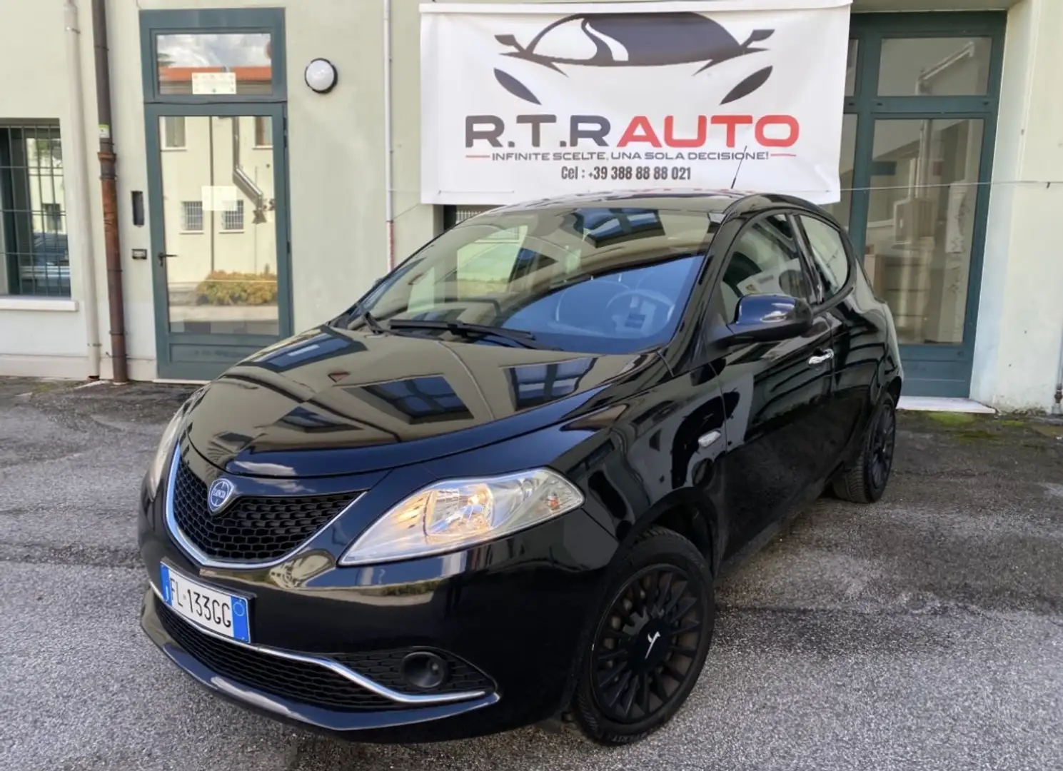 Lancia Ypsilon Y 1.2 8v Platinum - 1