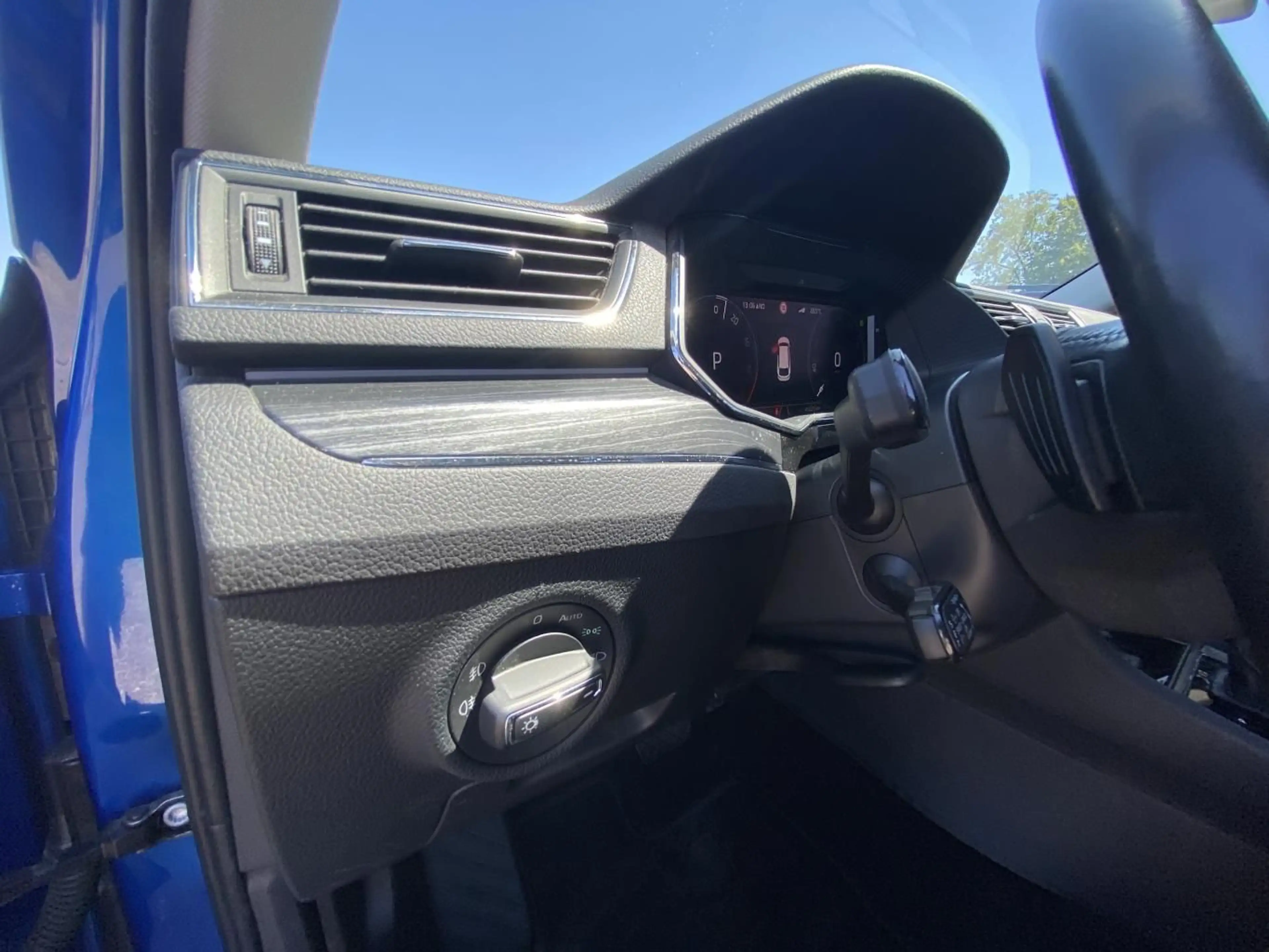 Skoda Superb Combi iV 1.4 TSI DSG STYLE STANDHEIZUNG+E — photo 10