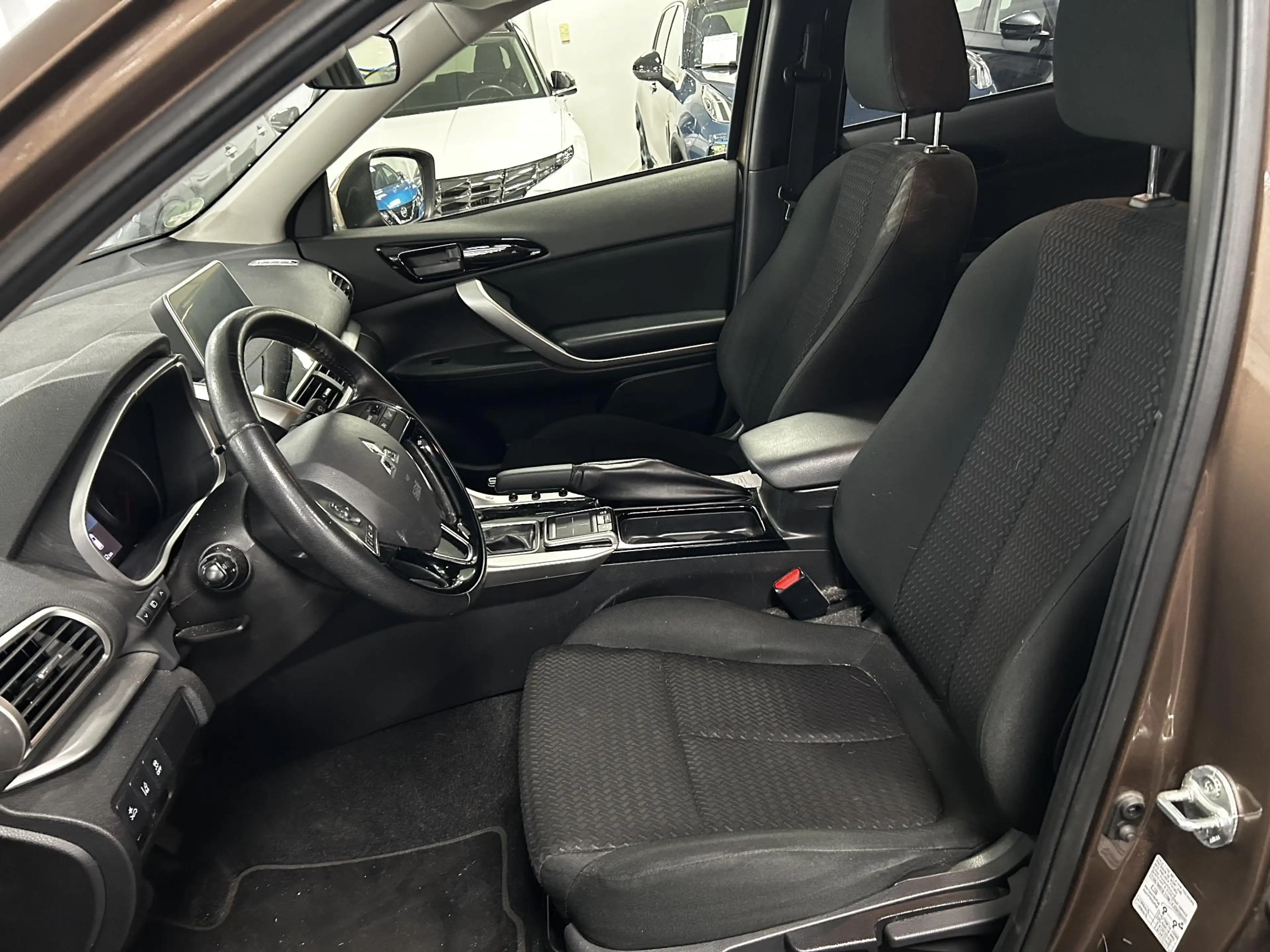 Mitsubishi Eclipse Cross 1.5 DI-T Pure AFNEEMBARE TREKHAAK | APPLE CARPLAY — photo 7