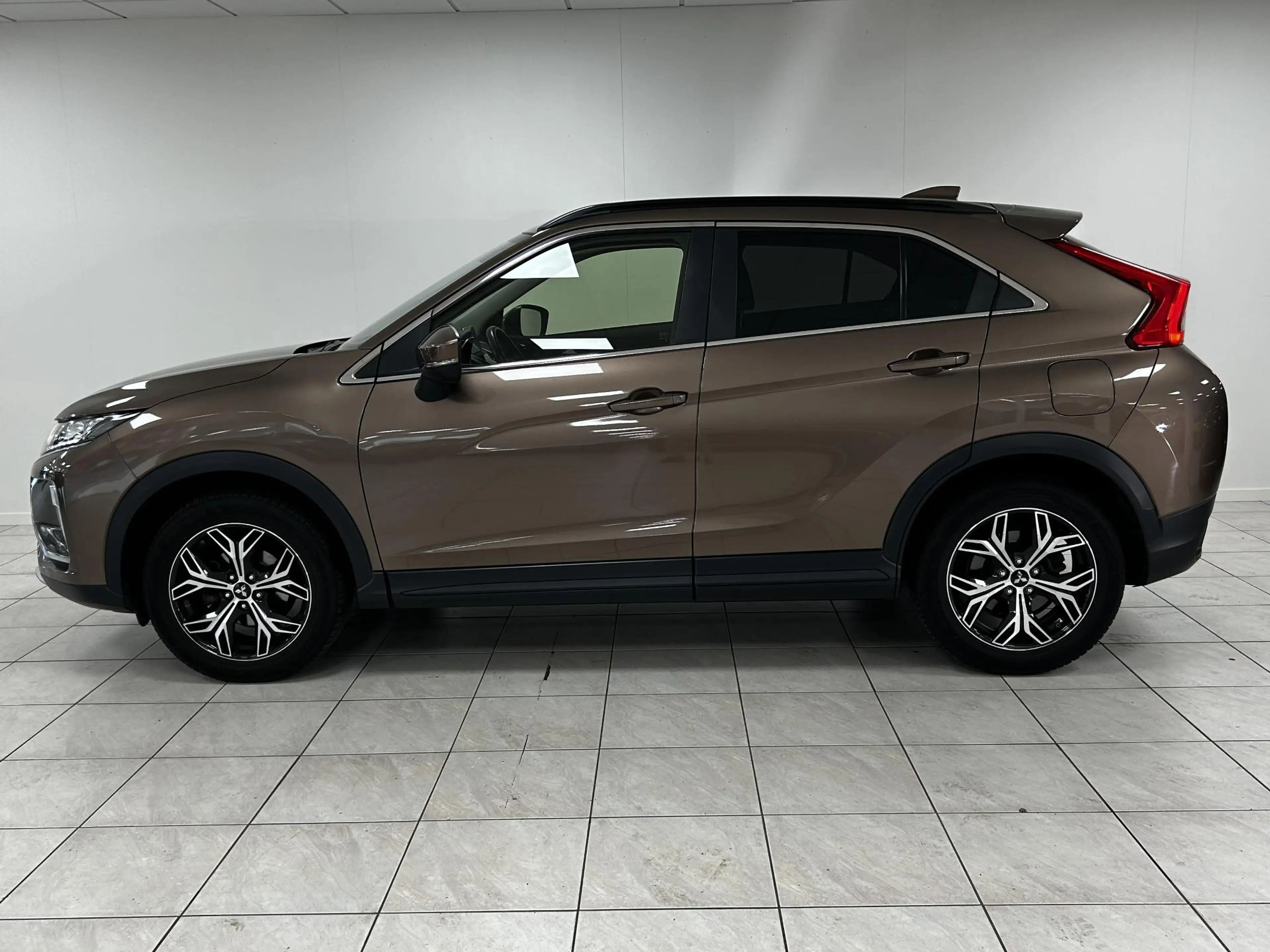 Mitsubishi Eclipse Cross 1.5 DI-T Pure AFNEEMBARE TREKHAAK | APPLE CARPLAY — photo 14