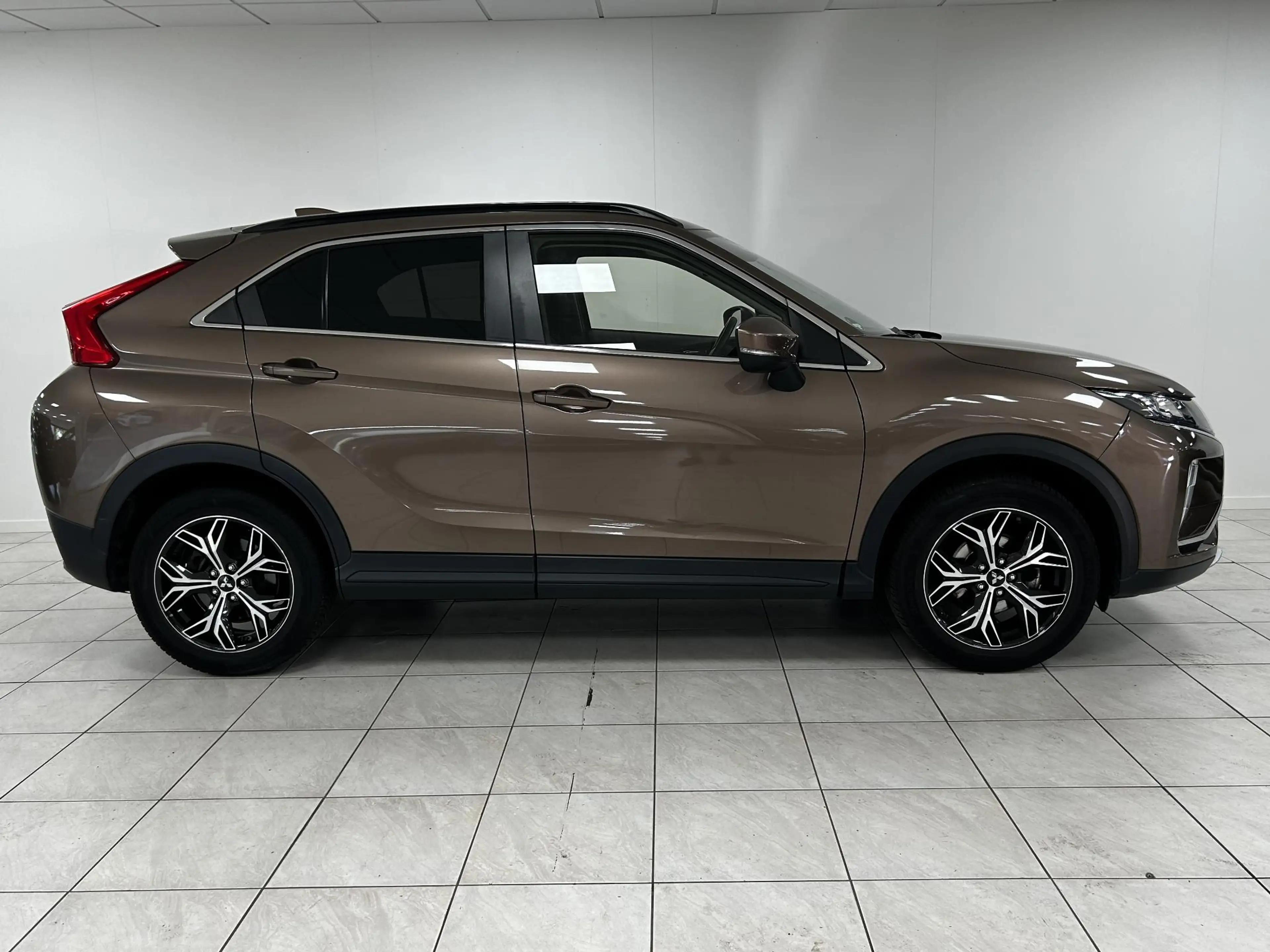 Mitsubishi Eclipse Cross 1.5 DI-T Pure AFNEEMBARE TREKHAAK | APPLE CARPLAY — photo 15