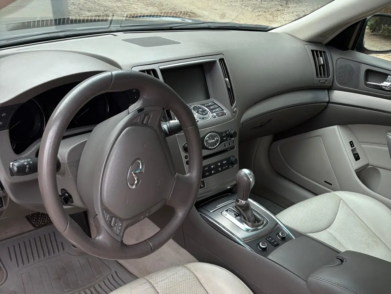 Infiniti G снимка Infiniti G