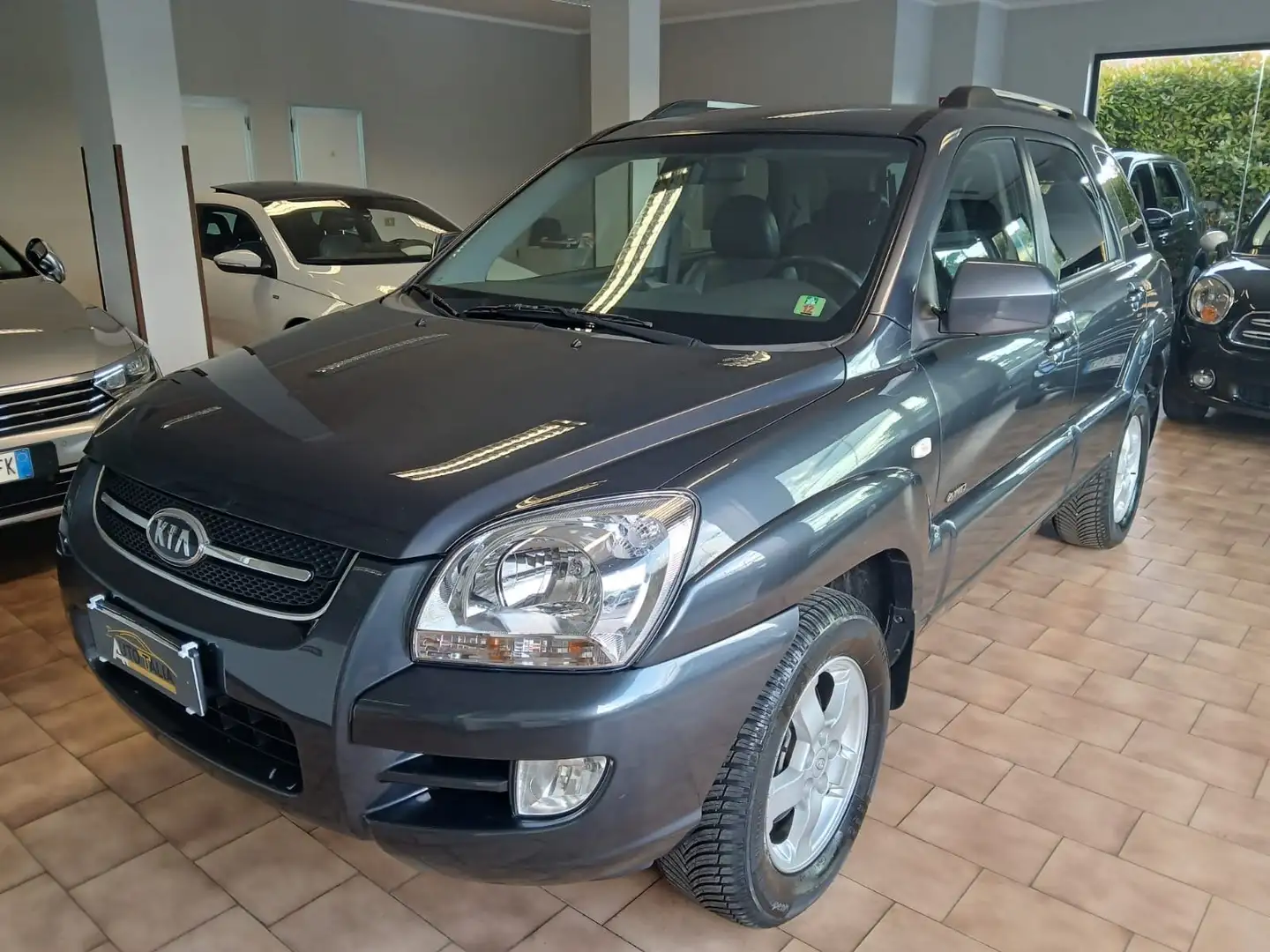 Kia Sportage 2.0 16v *4WD*NEOPATENTATI Zilver - 1