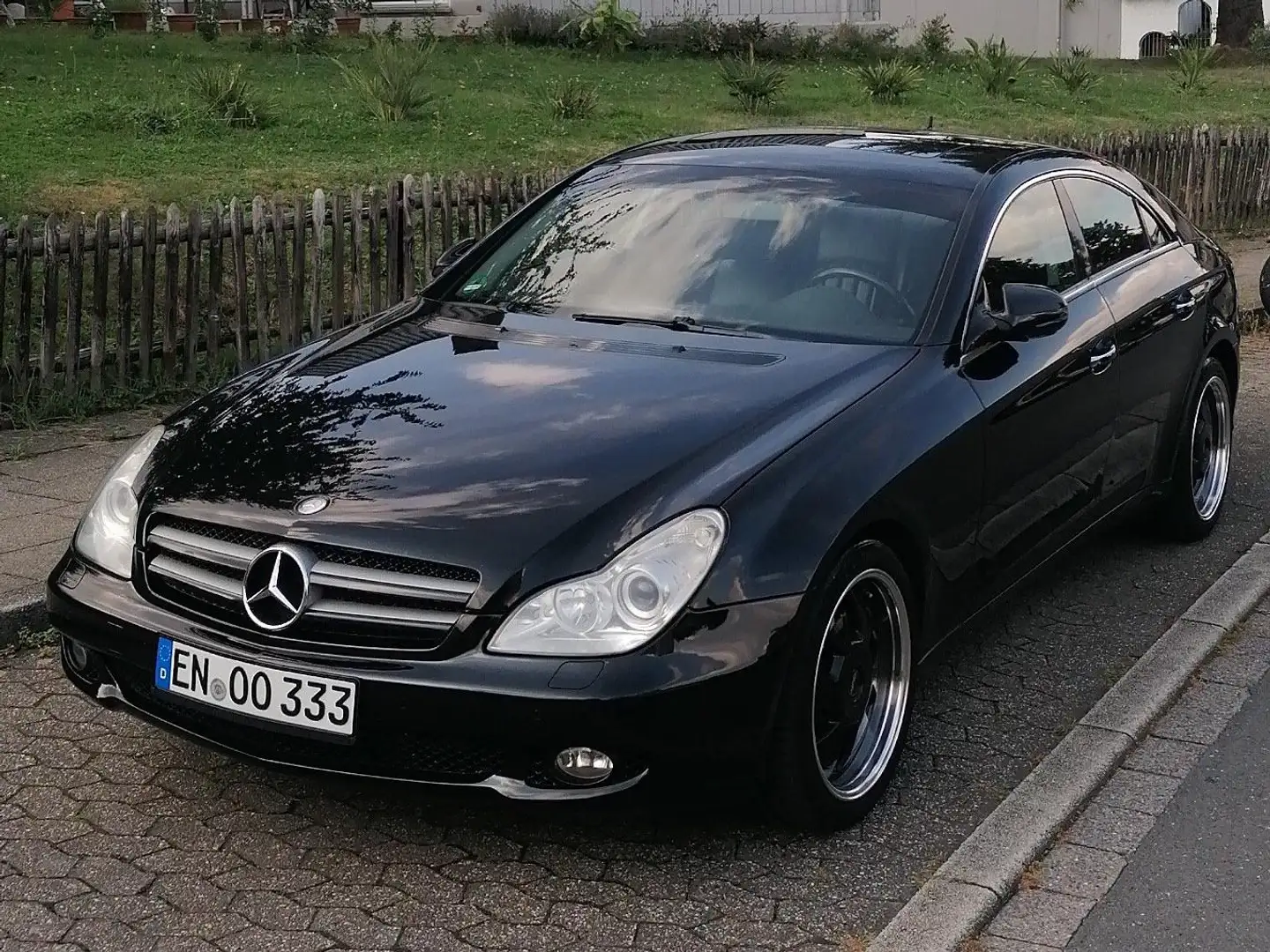 Mercedes-Benz CLS 300 CLS 300 7G-TRONIC Facelift 2.Hand Lpg Schwarz - 1