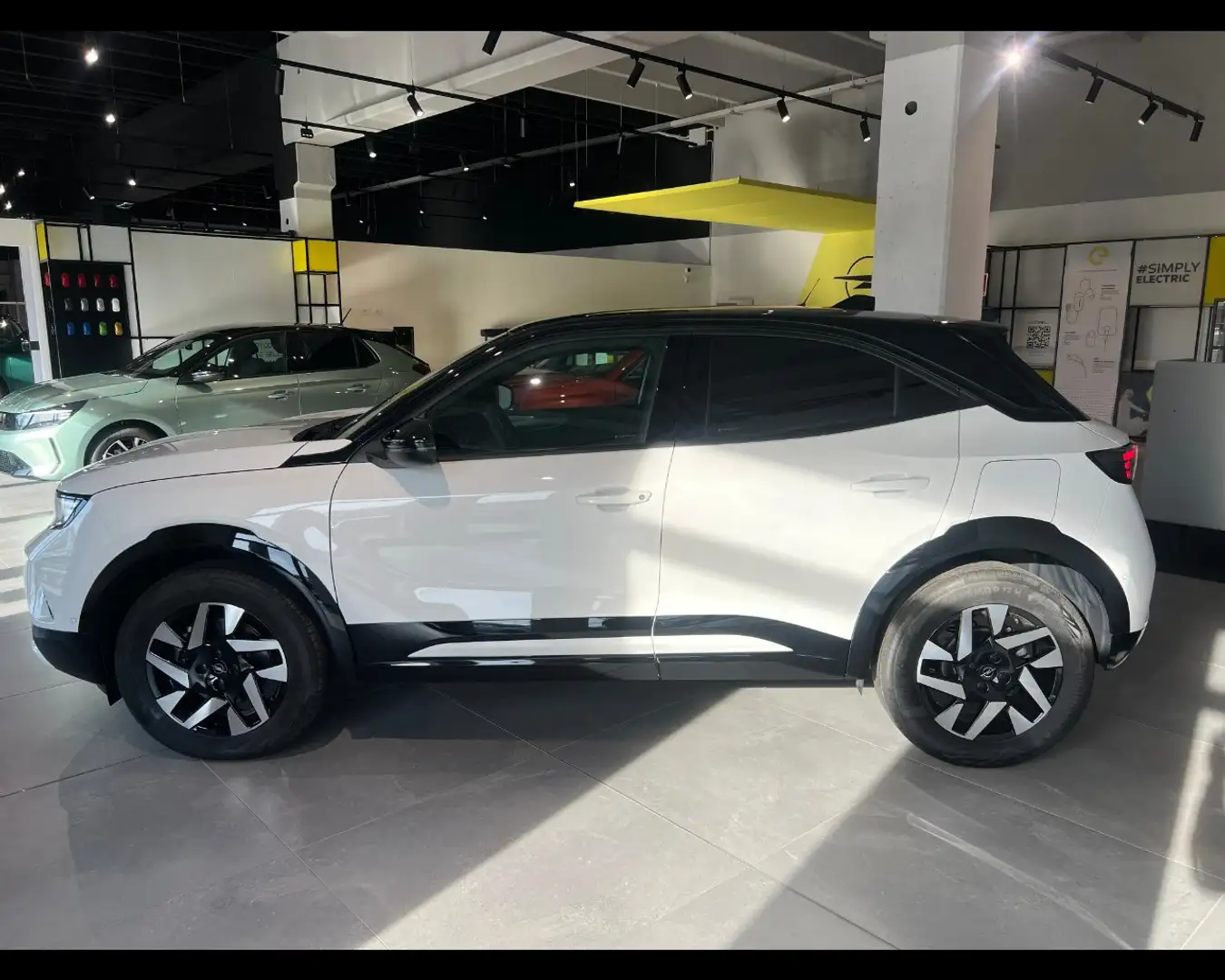 Opel Mokka GS Hybrid 145cv DCT6 Argento - 2