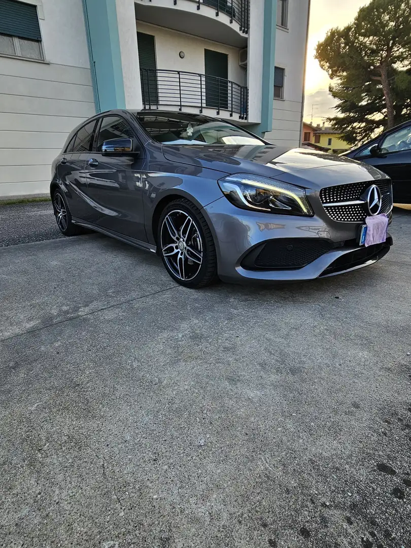 Mercedes-Benz A 200 d Premium auto my16 - 1