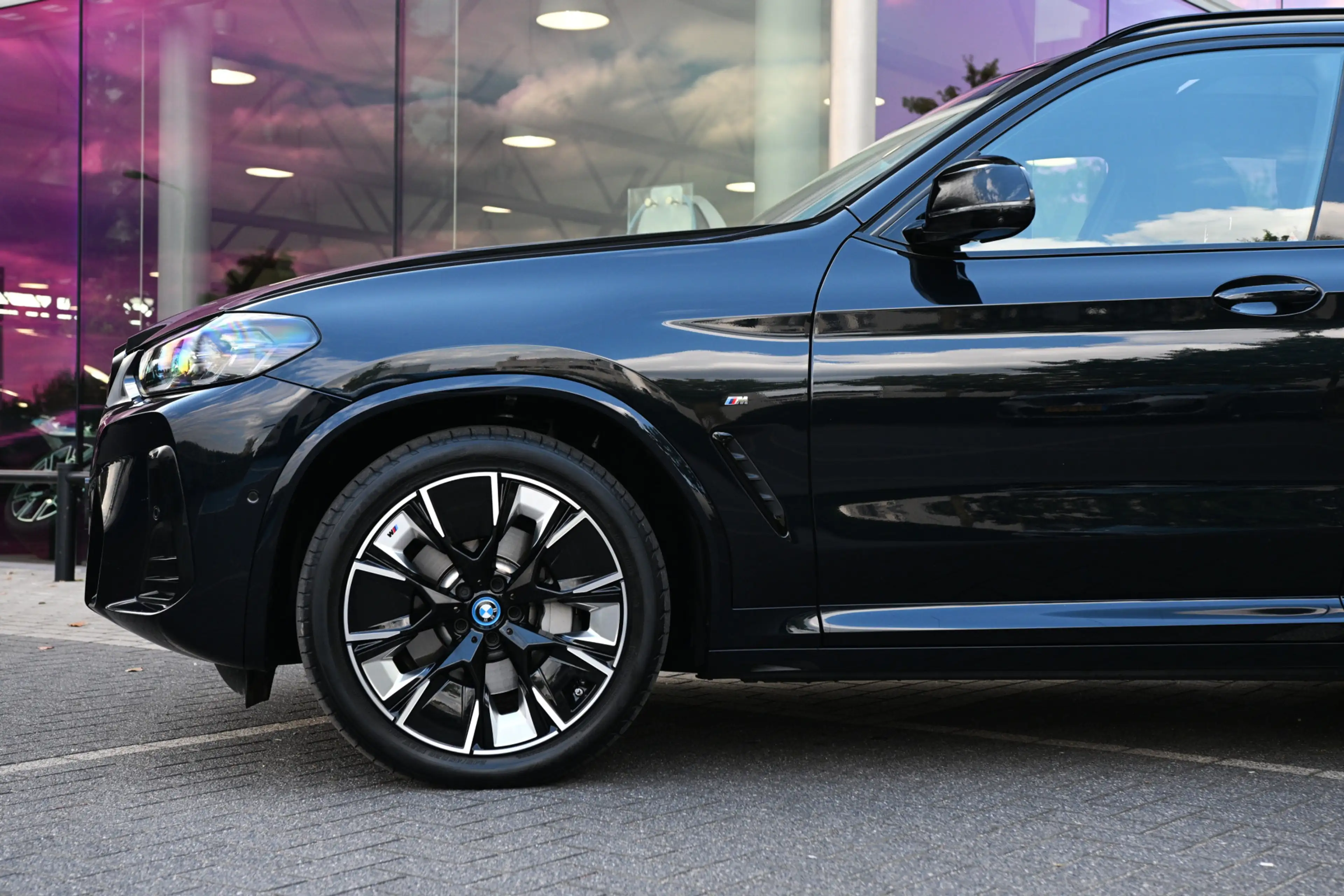 BMW iX3 High Executive / Panoramadak / Trekhaak / Comfort — photo 7
