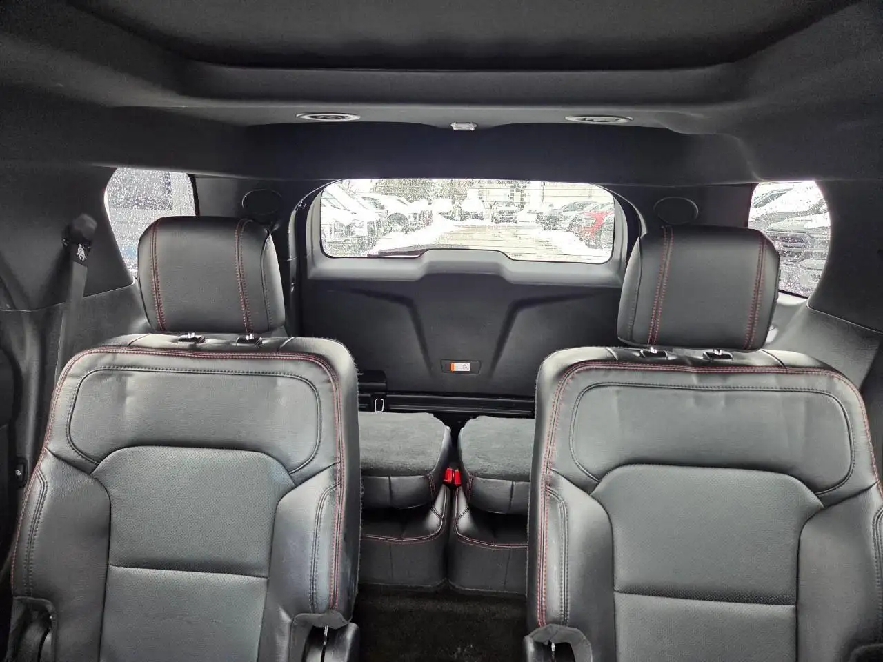 Ford Explorer photo Ford Explorer
