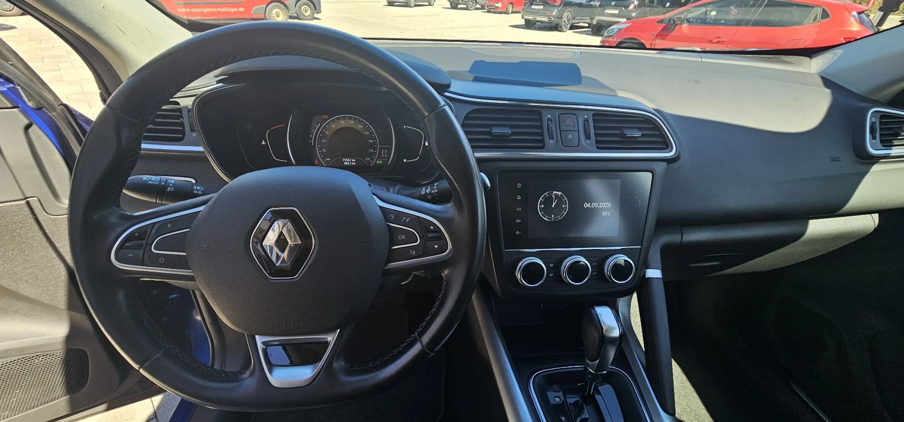 Renault Kadjar Intens TCe 160 EDC — photo 14