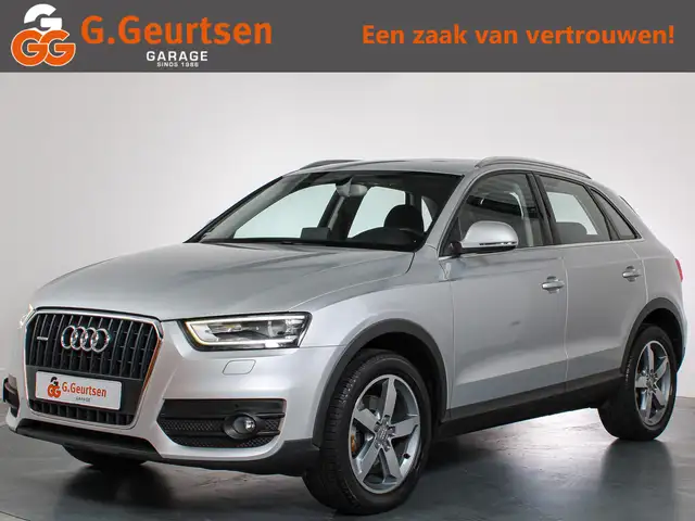 Audi Q3 2.0 TFSI quattro Pro Line Panoramadak, Bluetooth,