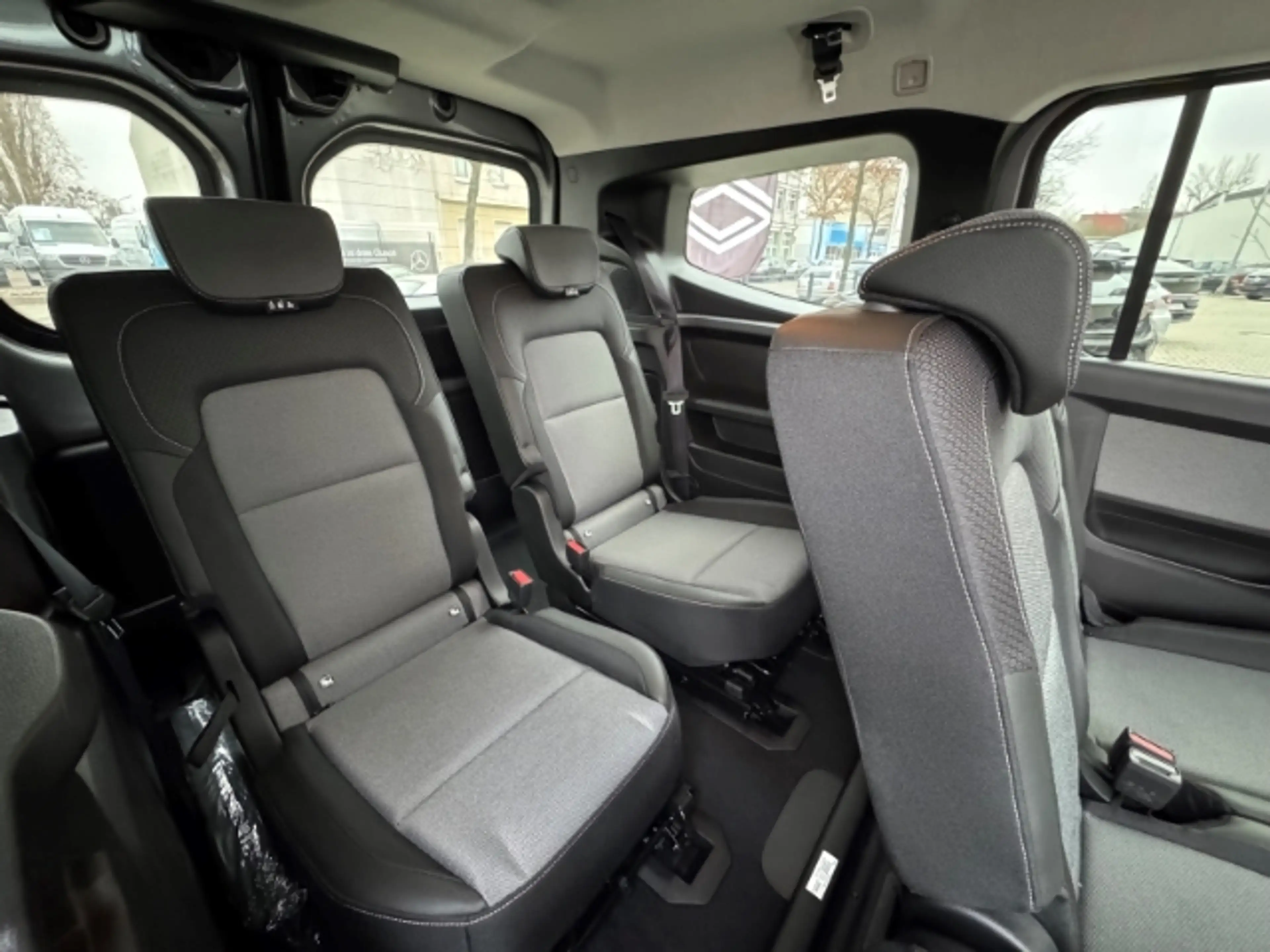 Renault Kangoo III Techno 1.3 TCe130 Autom+7 Sitzer — photo 9