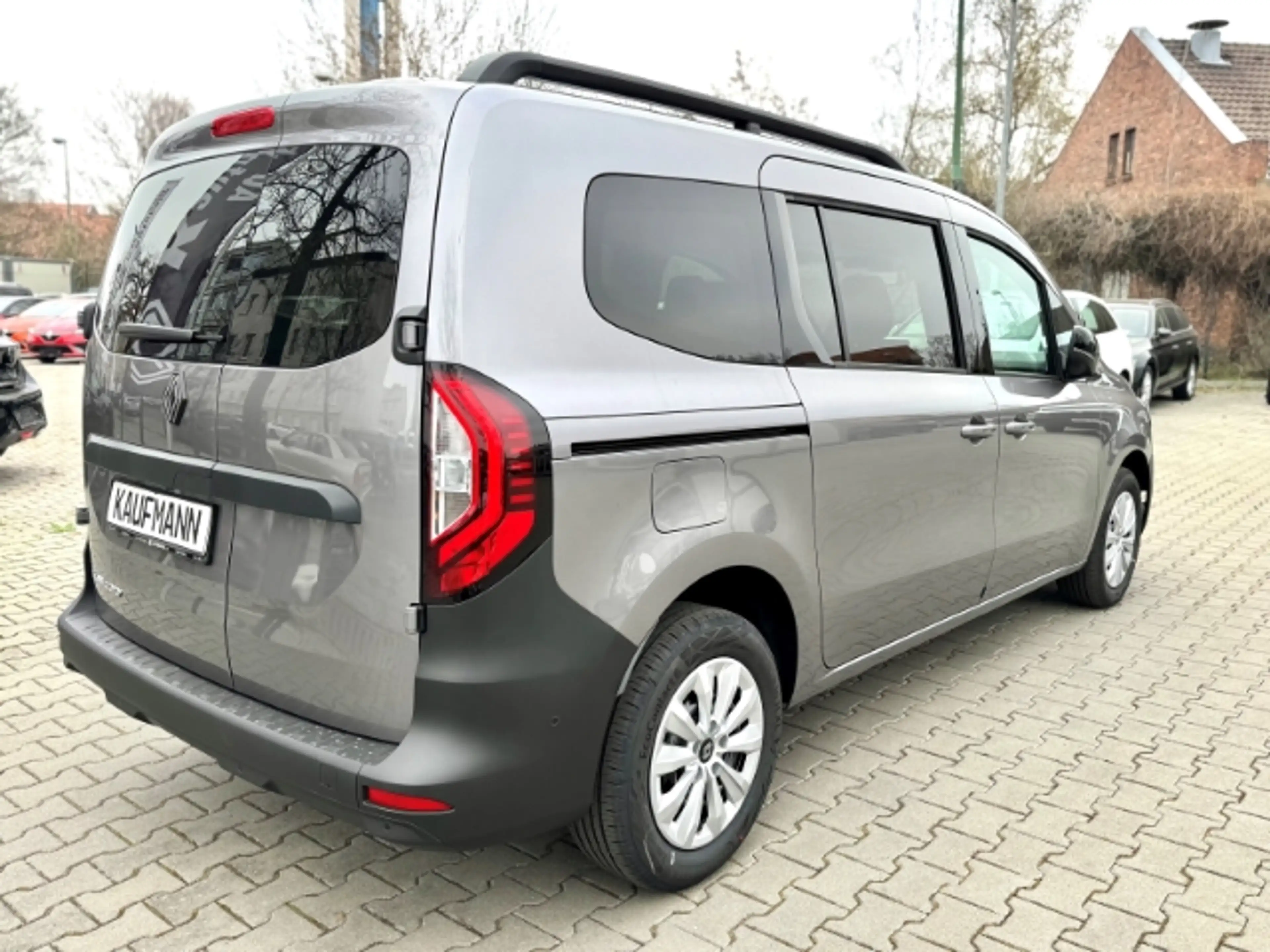 Renault Kangoo III Techno 1.3 TCe130 Autom+7 Sitzer — photo 5