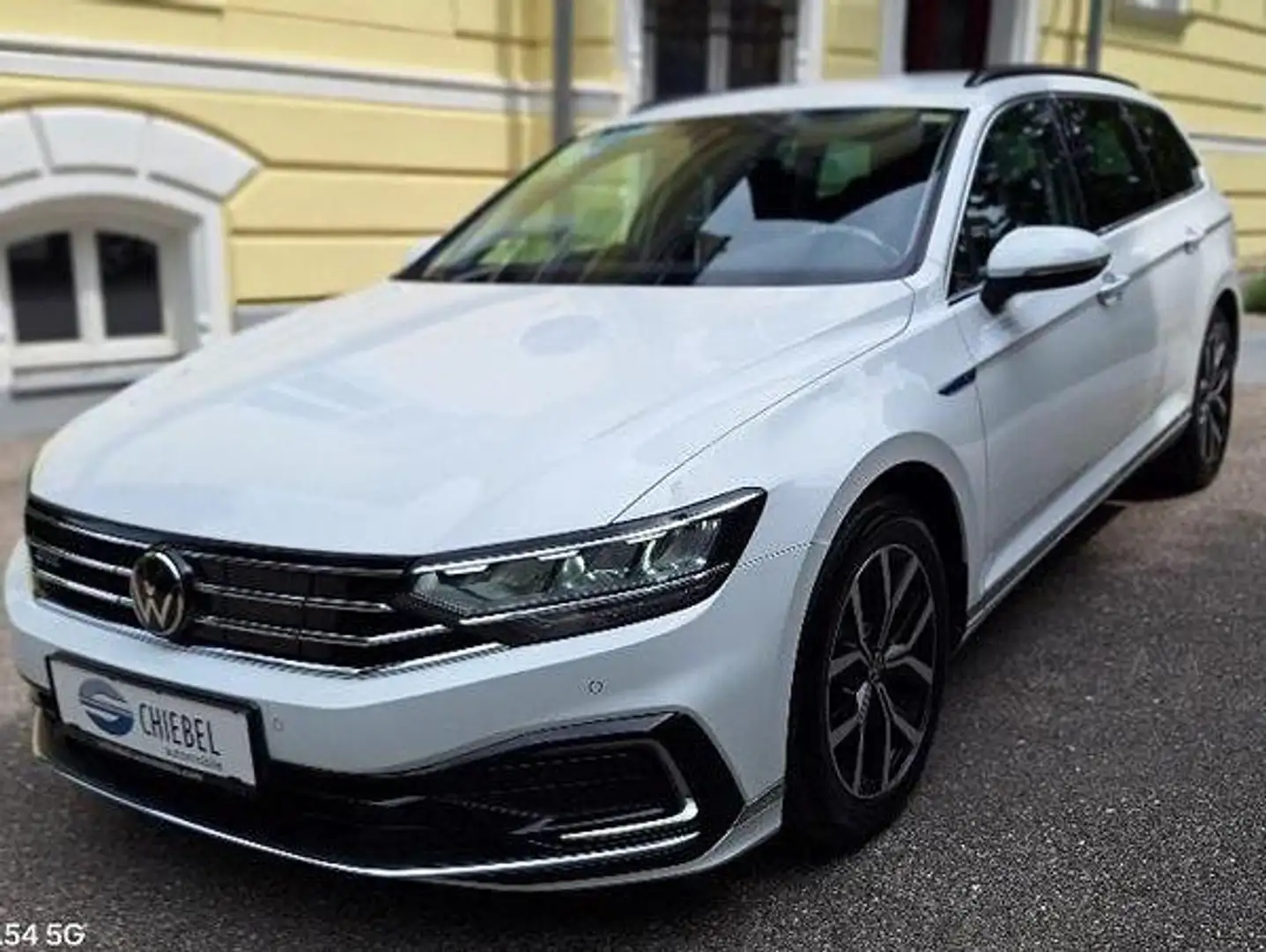 Volkswagen Passat Variant GTE 1.4 TSI Plug-In-Hybrid DSG Weiß - 1