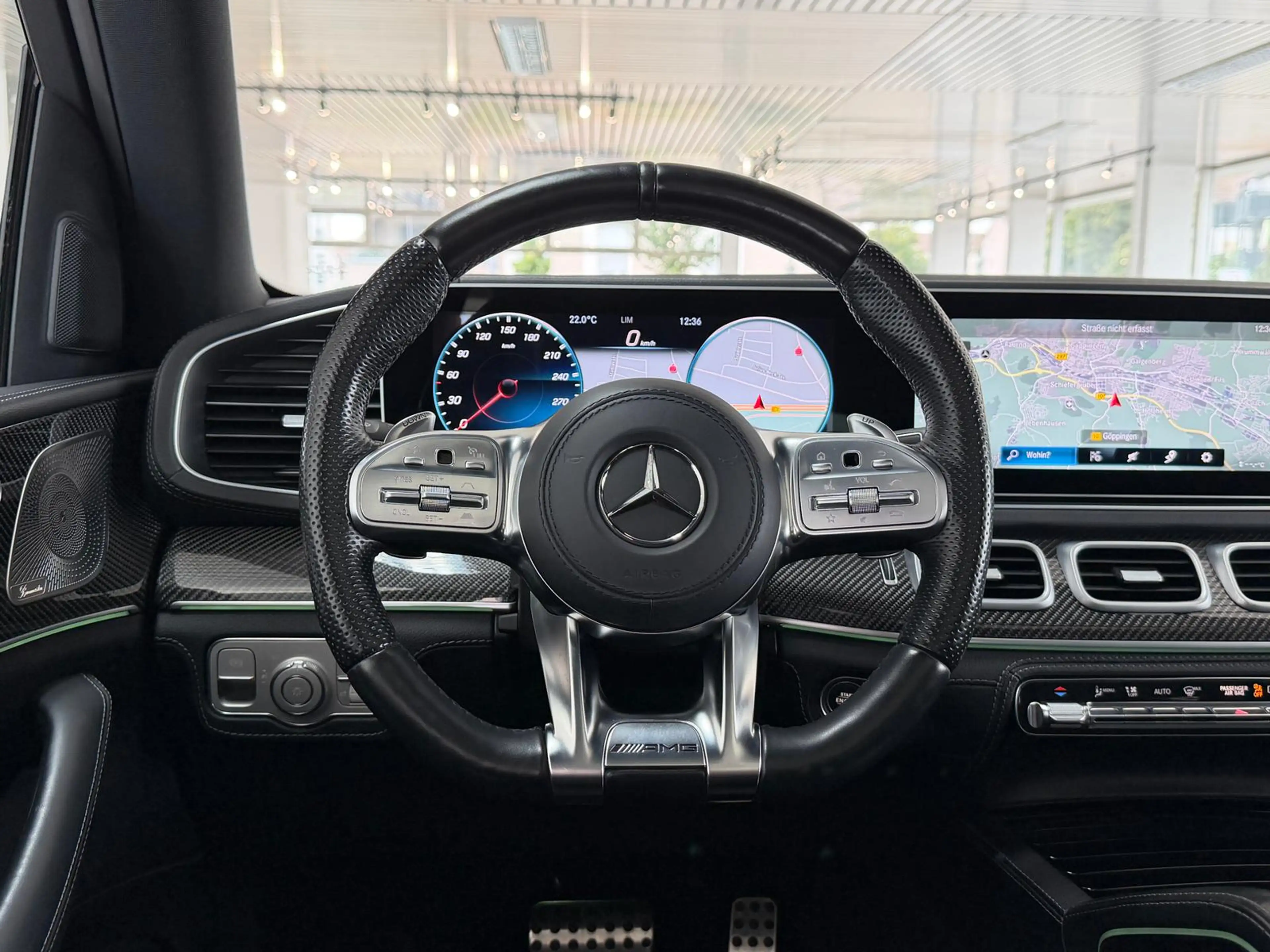 Mercedes-Benz GLS 63 AMG DRIVER'S*CARBON*MASSAGE*STDH*23Z*VOLL — photo 11