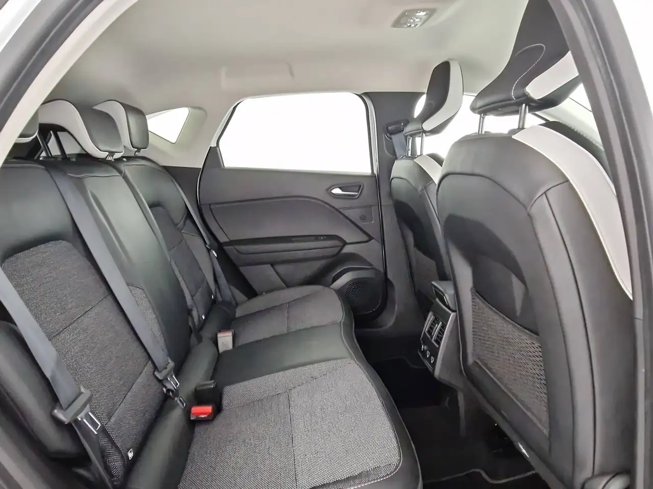 Renault Captur 1.6 e-tech full hybrid evolution 145cv auto, миниатюра 14