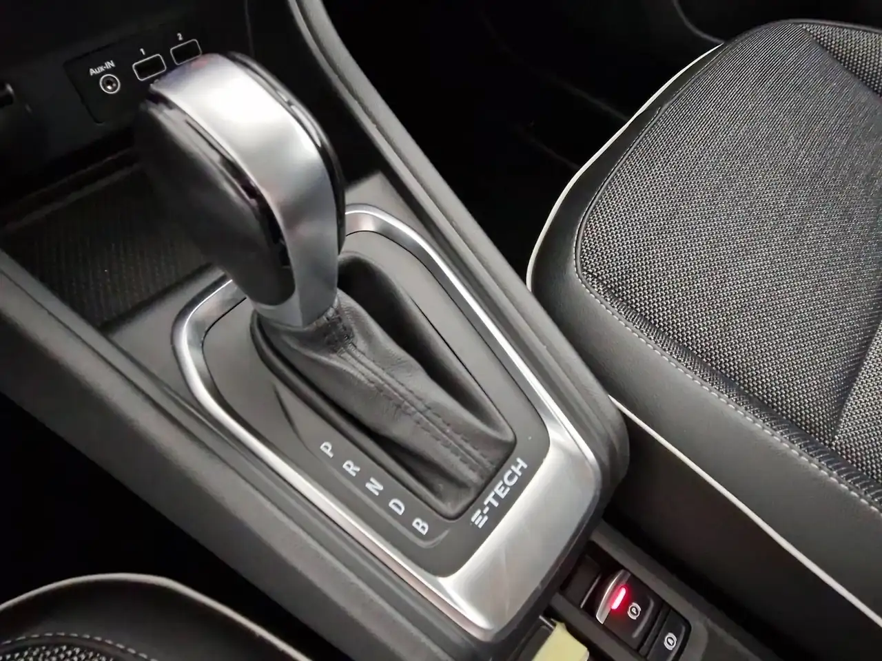 Renault Captur 1.6 e-tech full hybrid evolution 145cv auto, миниатюра 10