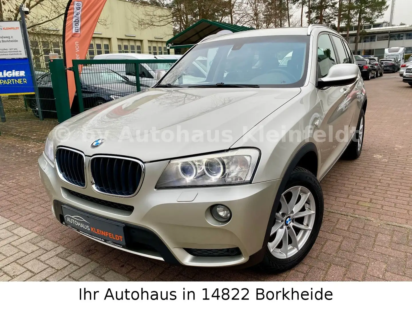 BMW X3 xDrive 20 d Automatik |XENON|TEMPOMAT|1.HAND| Silber - 1