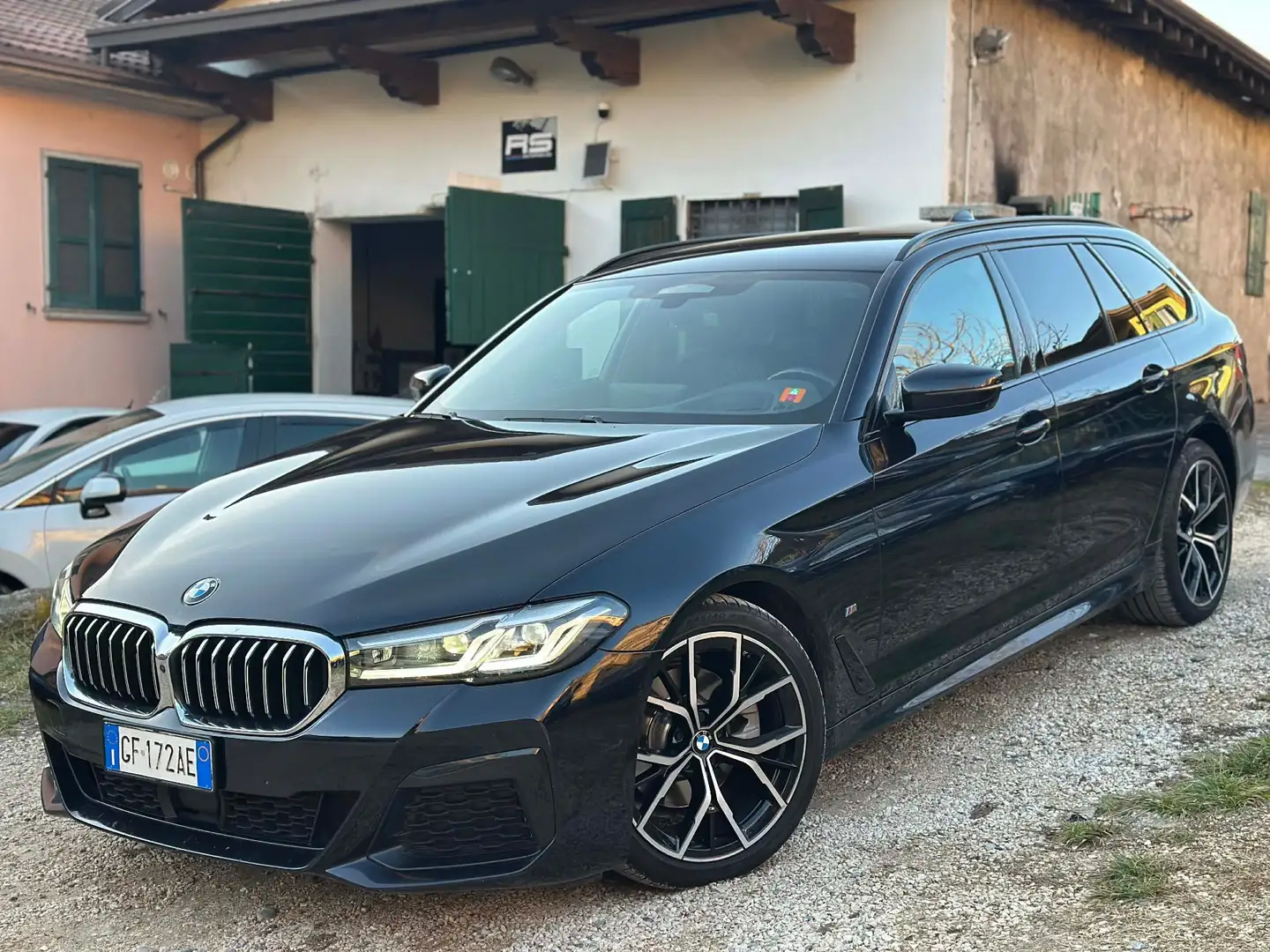 BMW 520 520d 48V Touring Msport Blau - 1