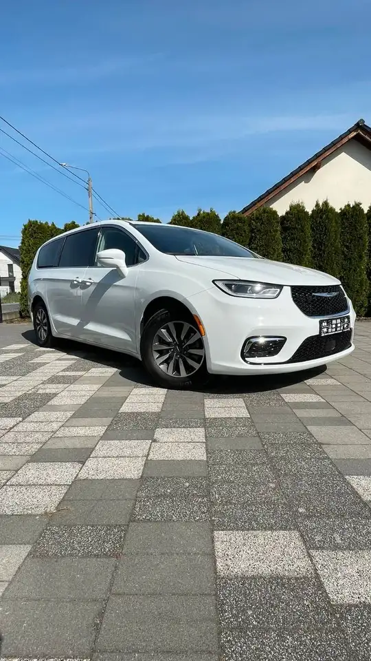 Chrysler Pacifica