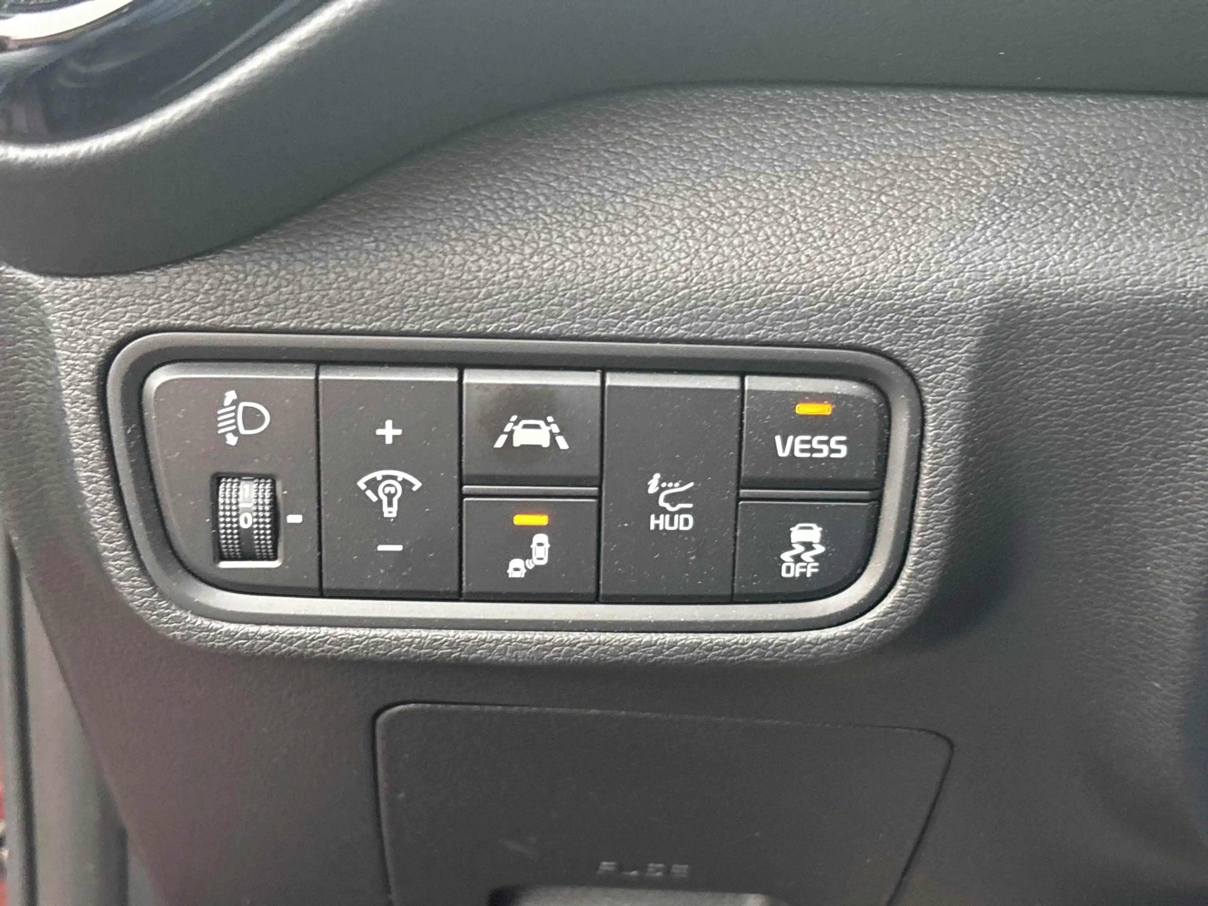 Kia Soul e-Soul ExecutiveLine 64 kWh Eerste eigenaar, Deale — photo 11