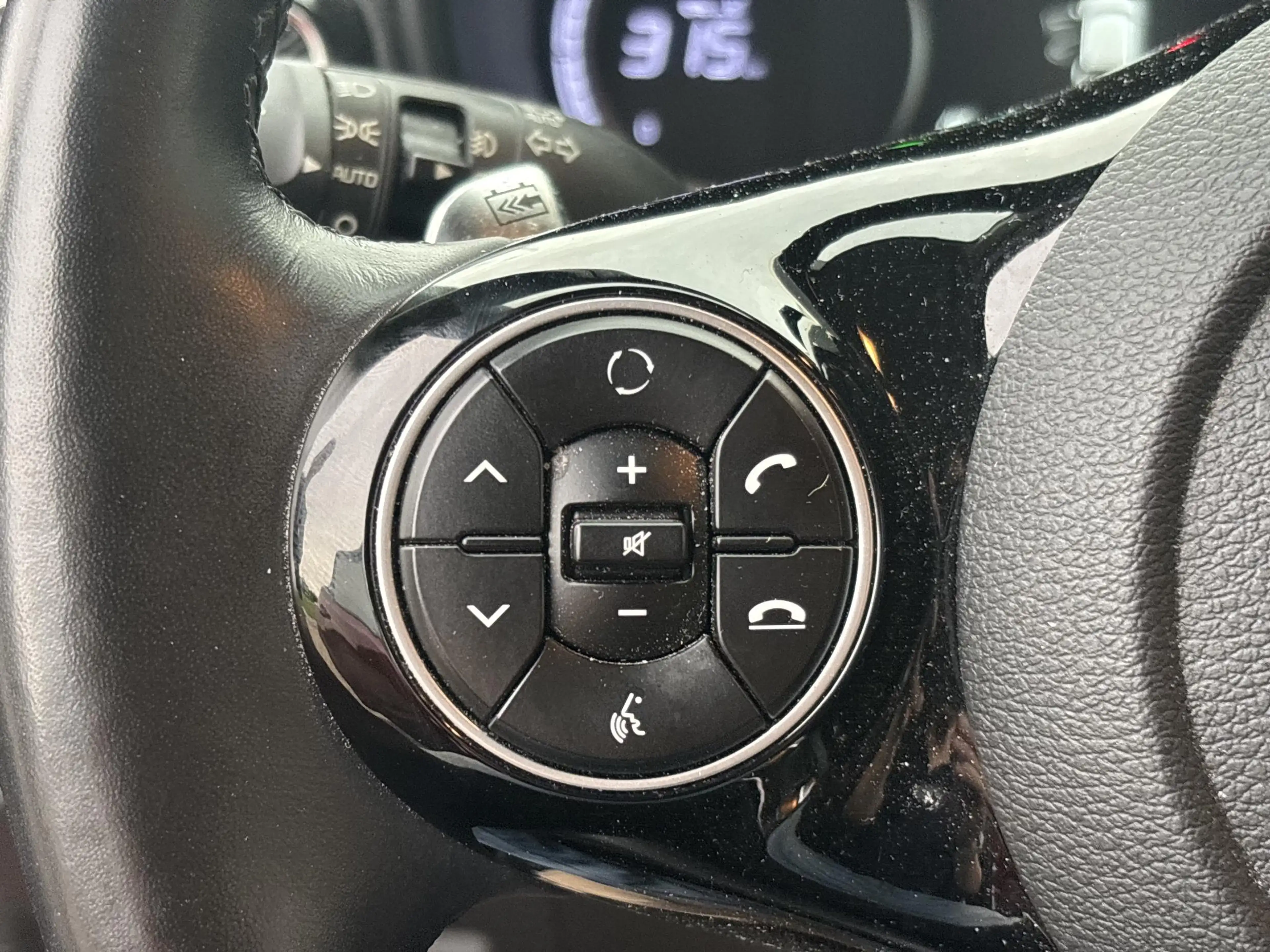 Kia Soul e-Soul ExecutiveLine 64 kWh Eerste eigenaar, Deale — photo 13