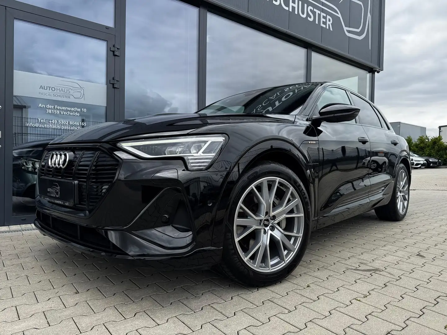 Audi e-tron 50 quattro S line/LUFT/VIRTUAL/PRIVACY/ Zwart - 2