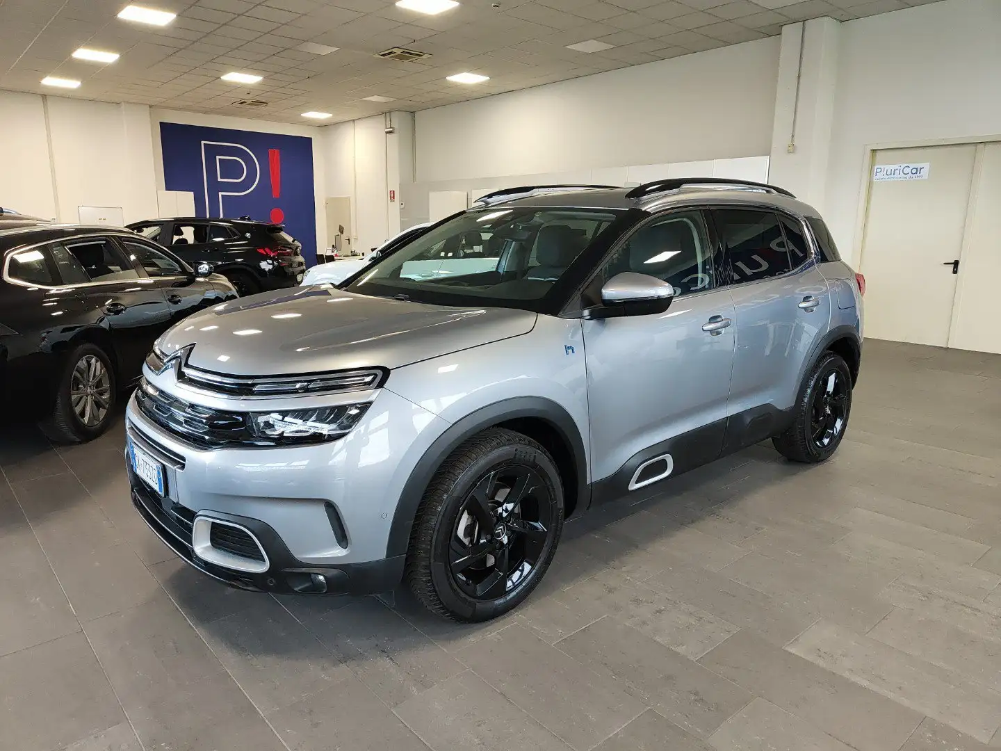 Citroen C5 Aircross 225 e Hybrid Shine EAT8 Navi Fari LED Cerchi 18” Grijs - 1