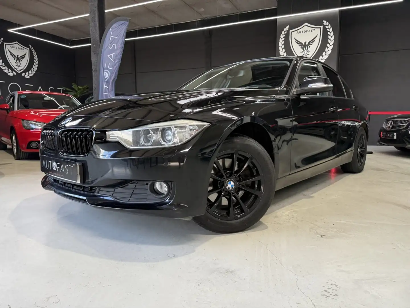 BMW 320 320d Luxury Noir - 1