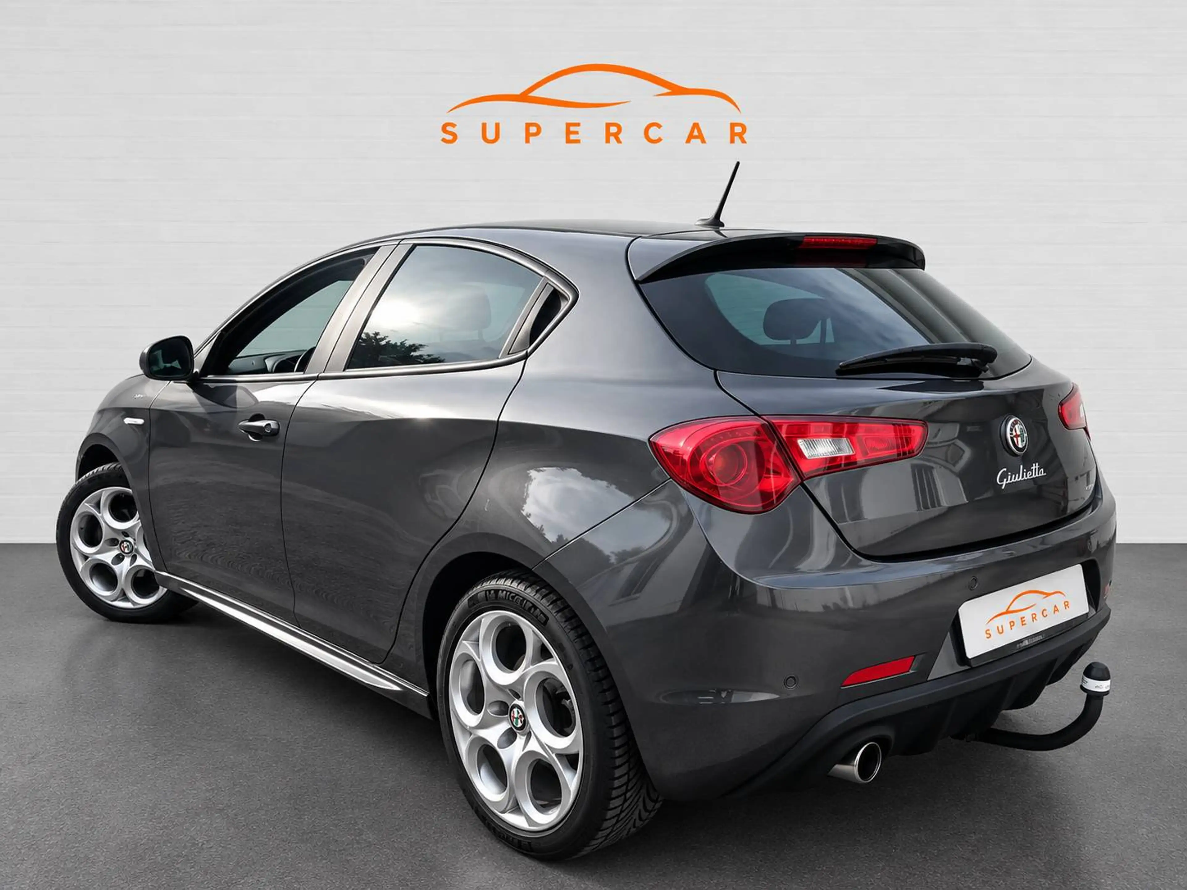 Alfa Romeo Giulietta Giulietta 1.6 JTDm Sprint * 1er PROPRIETAIRE * DISTRIBUTION FAITE * AIRCO * CAPT AR * 158X60 Mois — photo 3