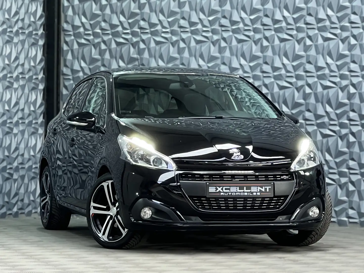 Peugeot 208 1.5 BlueHDi GT Line/FULL OPTION/GARANTIE 12 MOIS Noir - 2