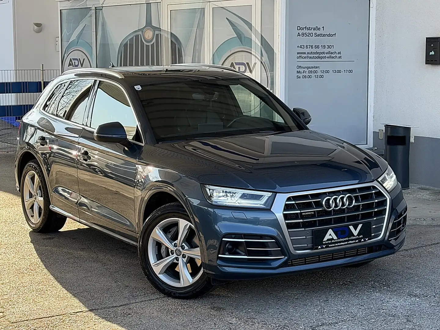 Audi Q5 3xS-Line 3,0 TDI quattro sport Aut. Blau - 2