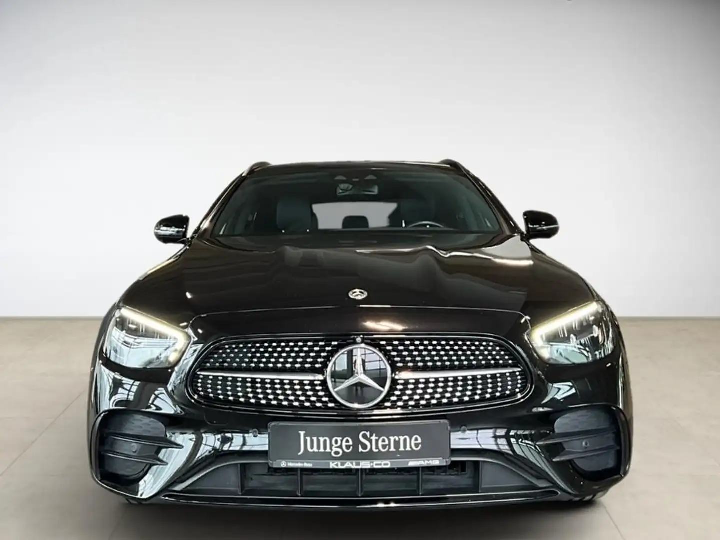 Mercedes-Benz E 300 de T AMG-Line Night ACC KeyLess PDC SHZ Schwarz - 2