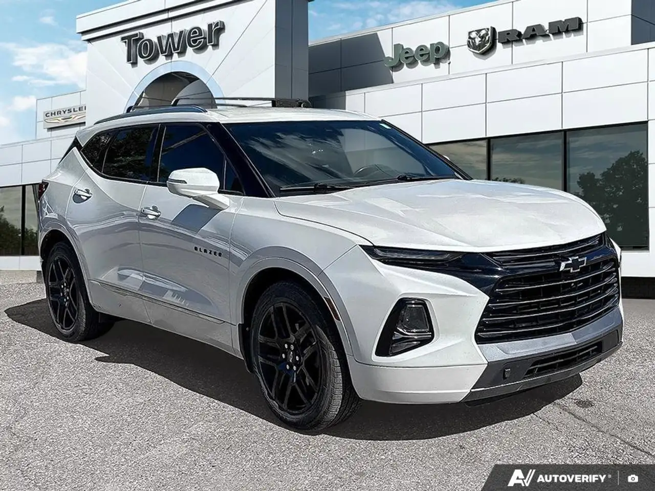 Chevrolet Blazer photo Chevrolet Blazer