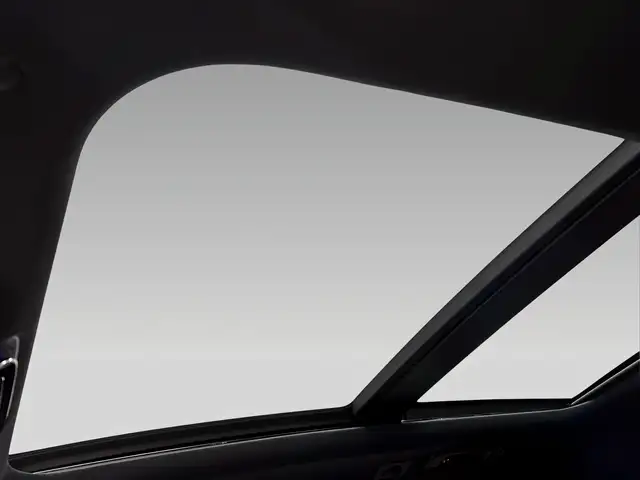 Mercedes-Benz GLC Class view 12