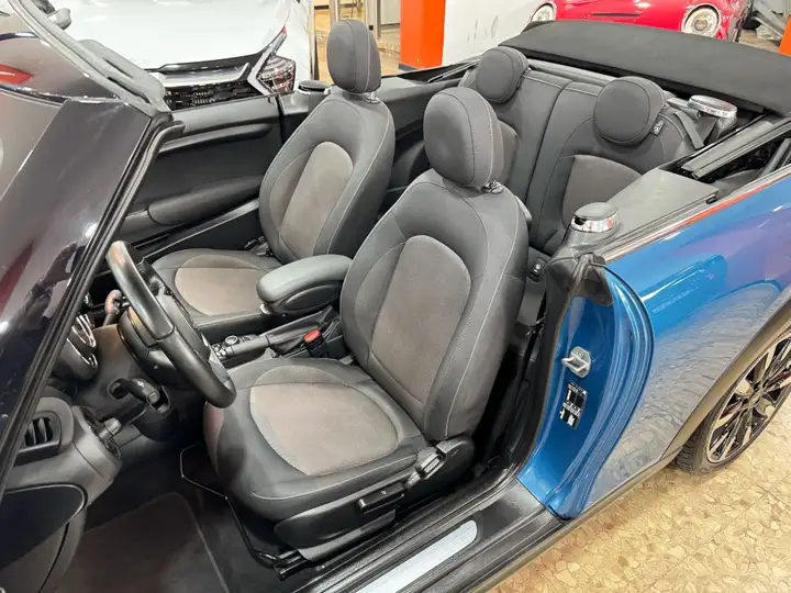 MINI Cooper 2022, foto 15