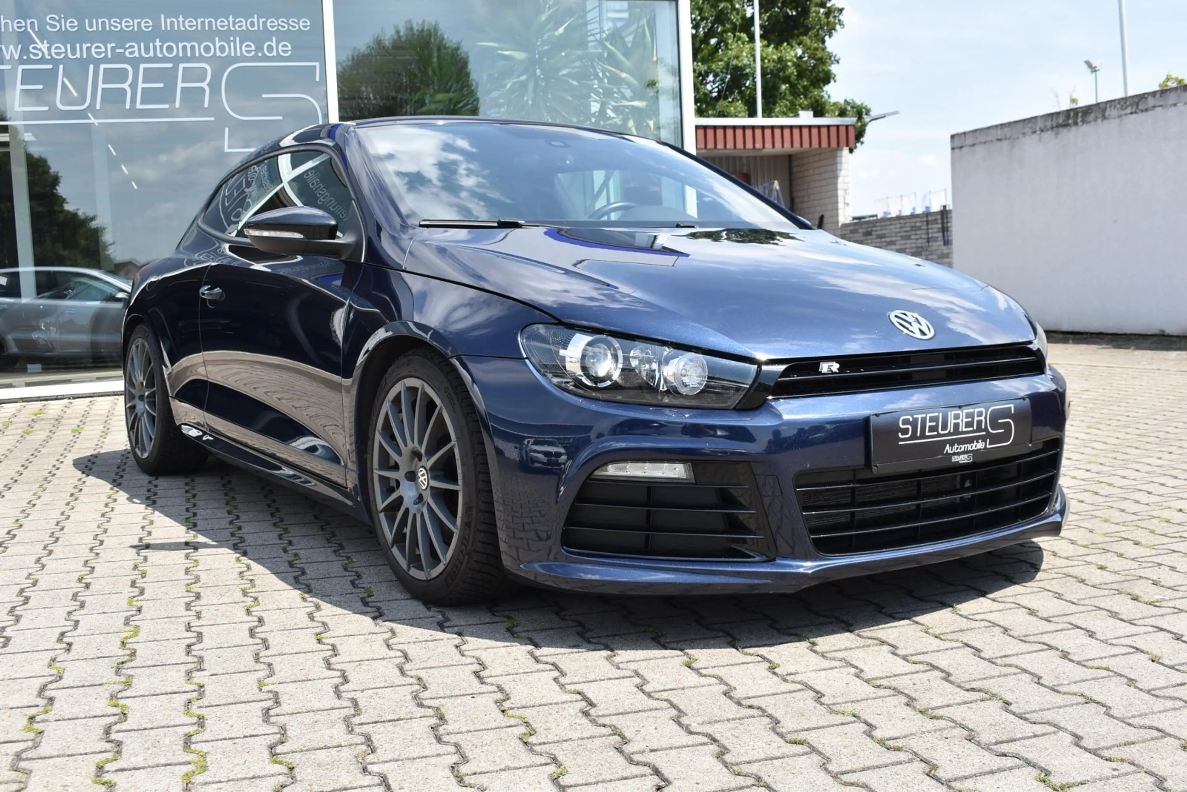 Volkswagen Scirocco 2.0 TSI R DSG Schalensitze Panodach Navi — photo 8