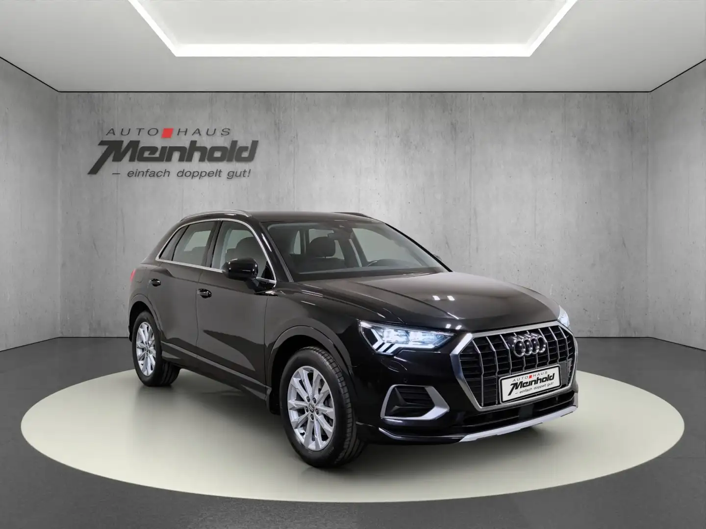 Audi Q3 advanced 40 TDI quattro S tronic, Standh, AHK Schwarz - 2