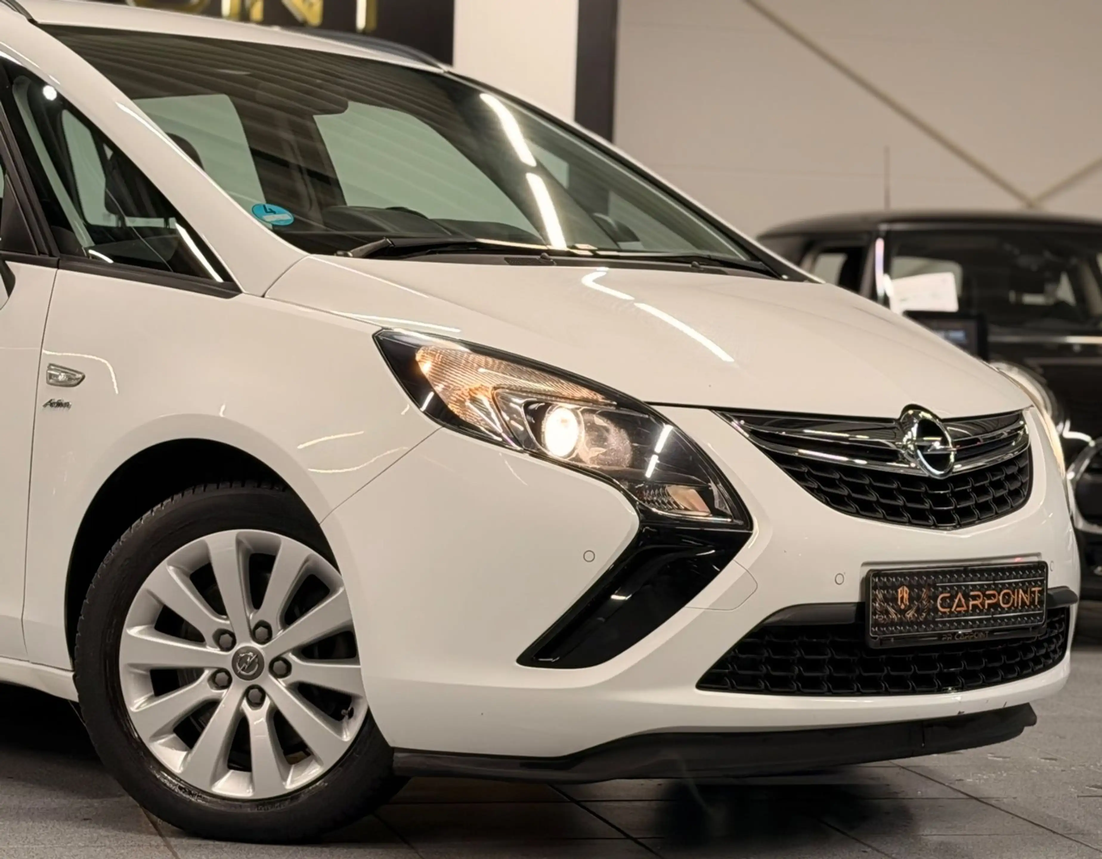 Opel Zafira C Tourer Active 2.0 CDTI/7-Sitzer/BT/Navi — photo 4