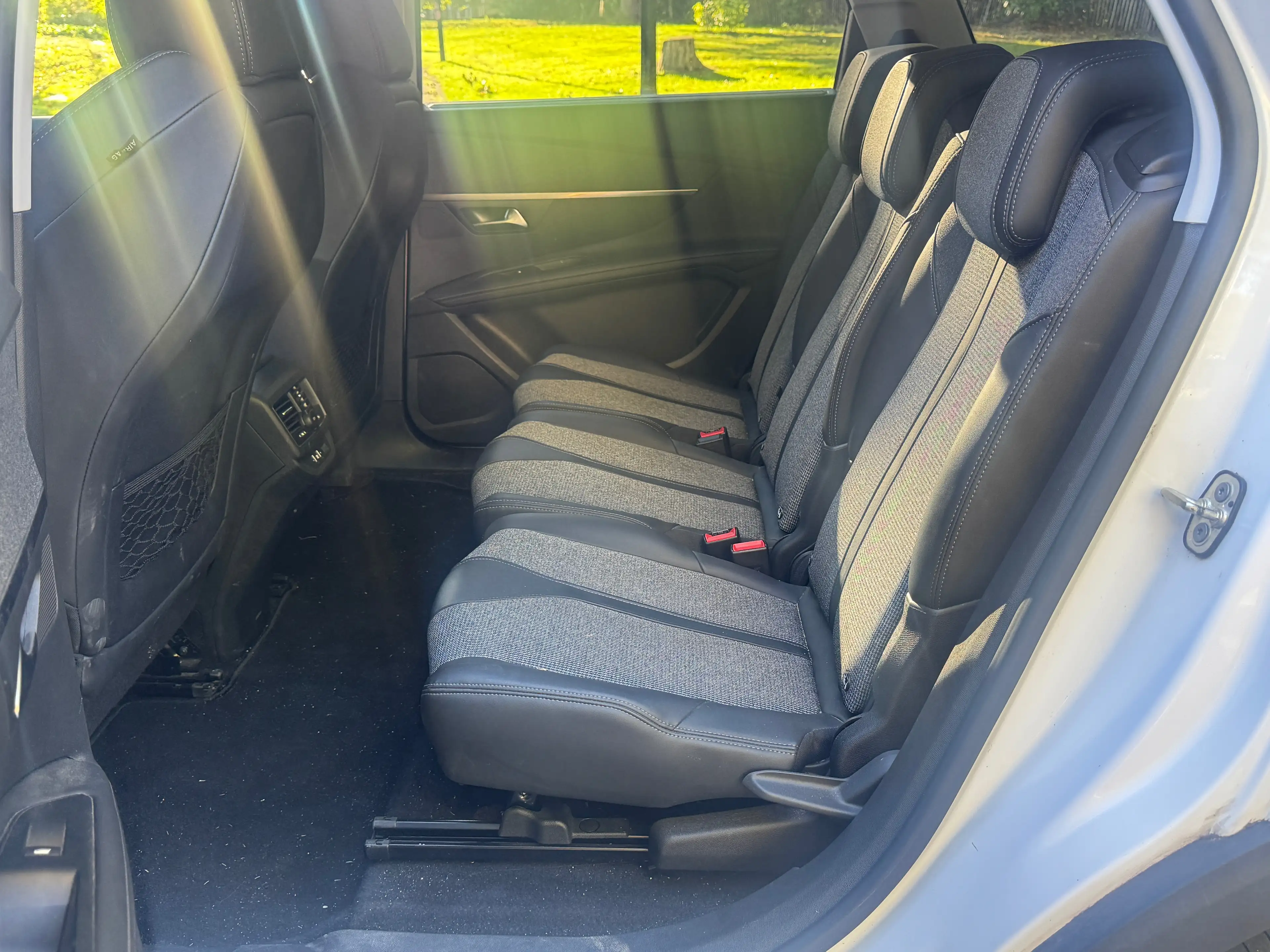 Peugeot 5008 5008 1.5 BlueHDi Active Pack — photo 12