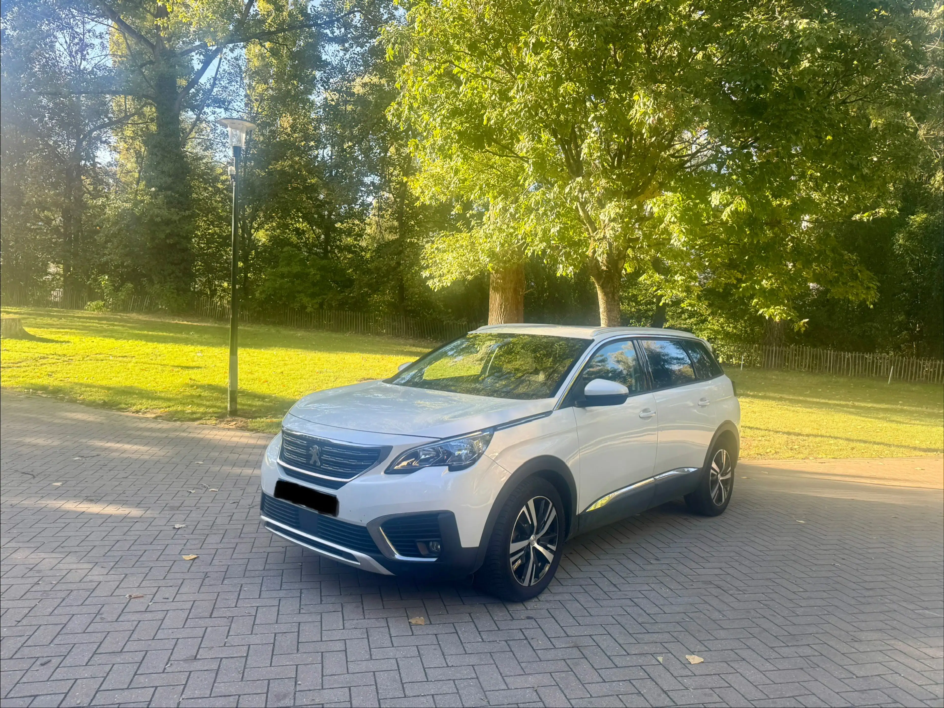 Peugeot 5008 5008 1.5 BlueHDi Active Pack