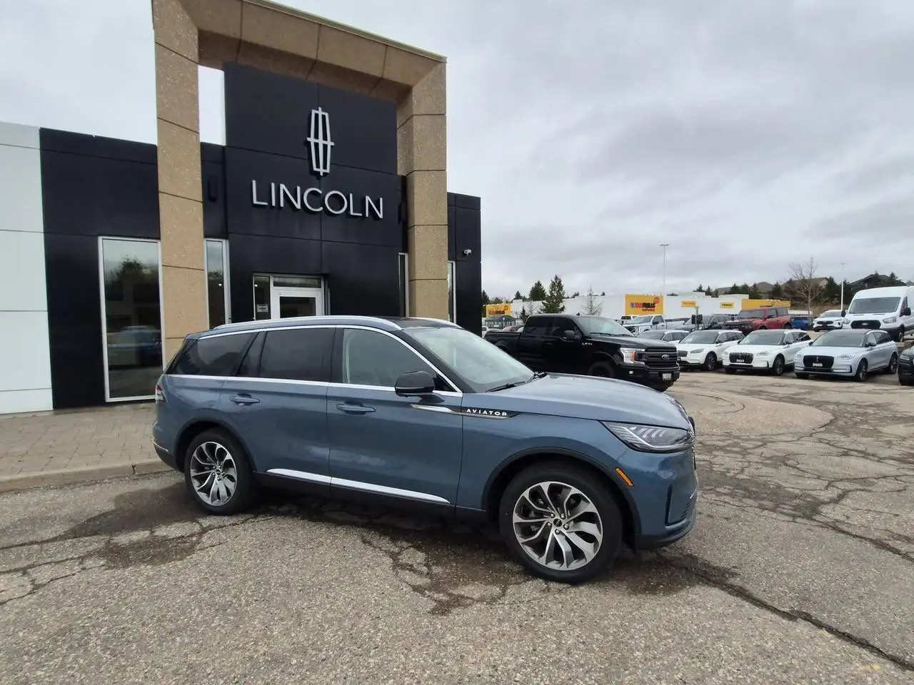 2026 Lincoln Aviator