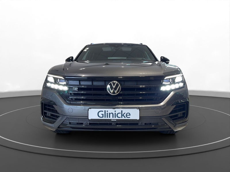 Volkswagen Touareg 3.0 TSI 4M R-Line Luft AHK Pano LM 21" L — photo 2
