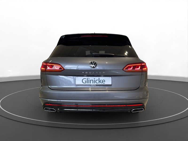 Volkswagen Touareg 3.0 TSI 4M R-Line Luft AHK Pano LM 21" L — photo 3