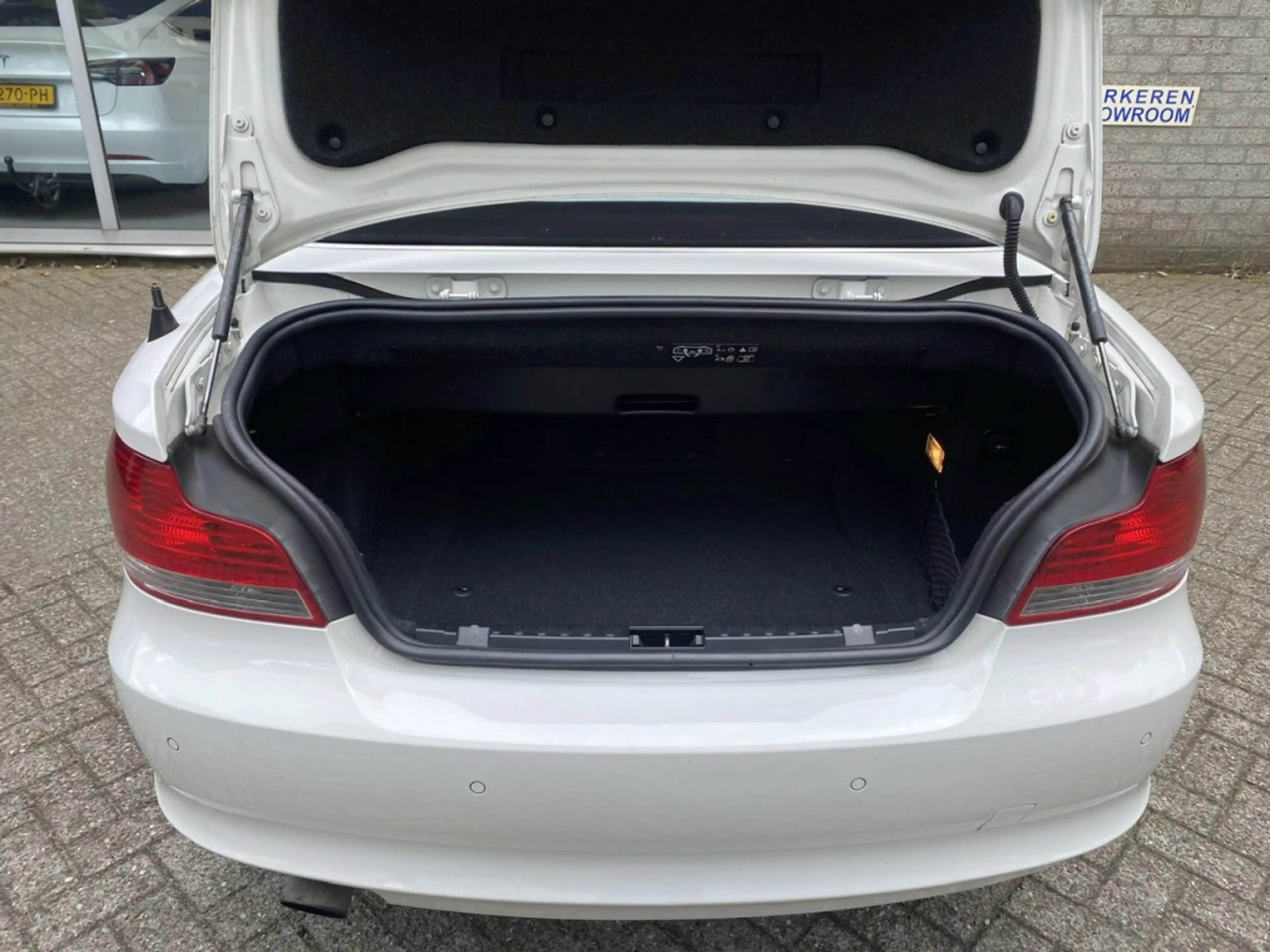 BMW 118 1-serie Cabrio 118d High Executive supernette auto — photo 24