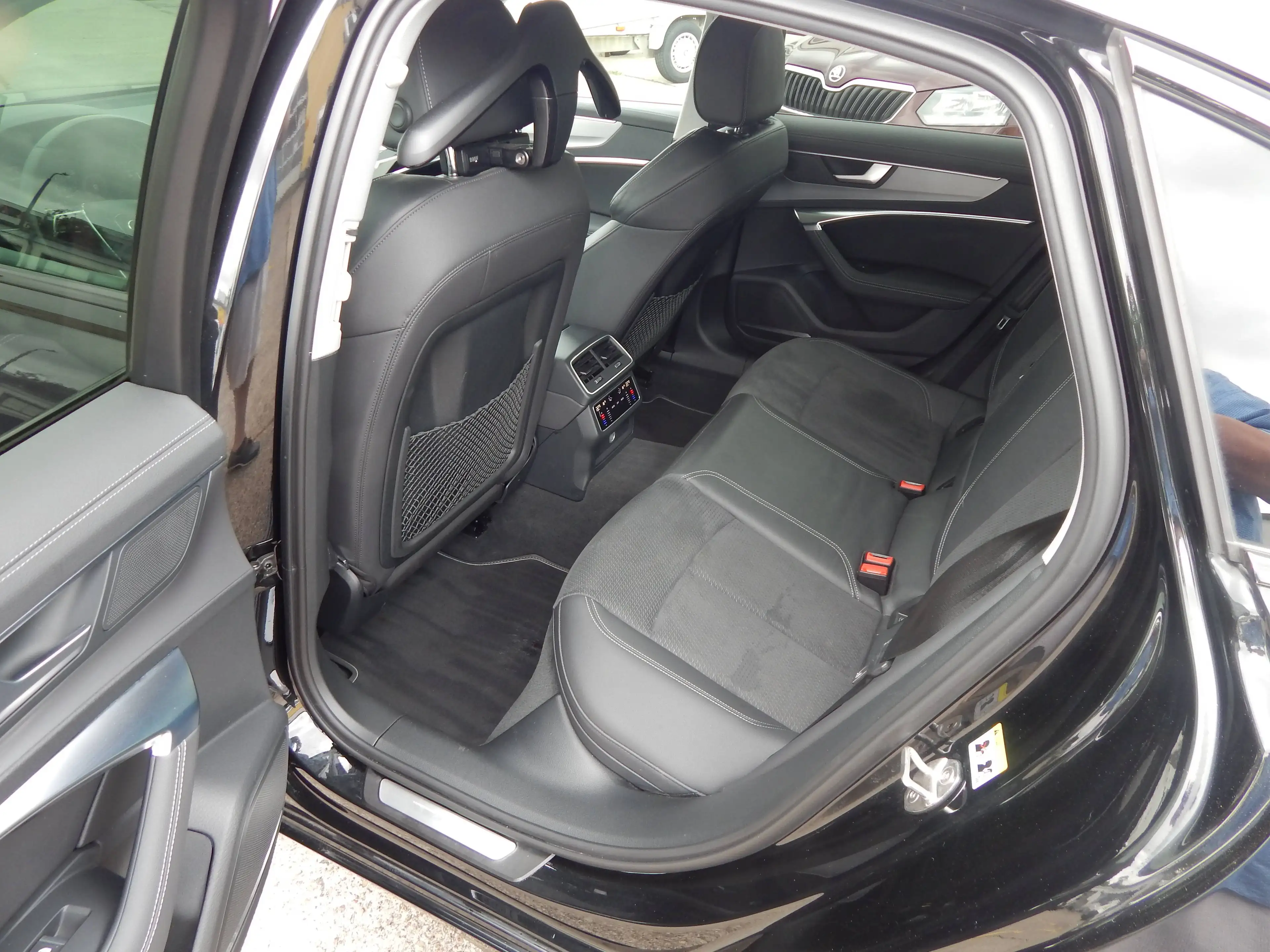 Audi S6 3.0 TDI quattro basis*LEDER*SITZH*LED*NAVI*LM*TOP* — photo 9