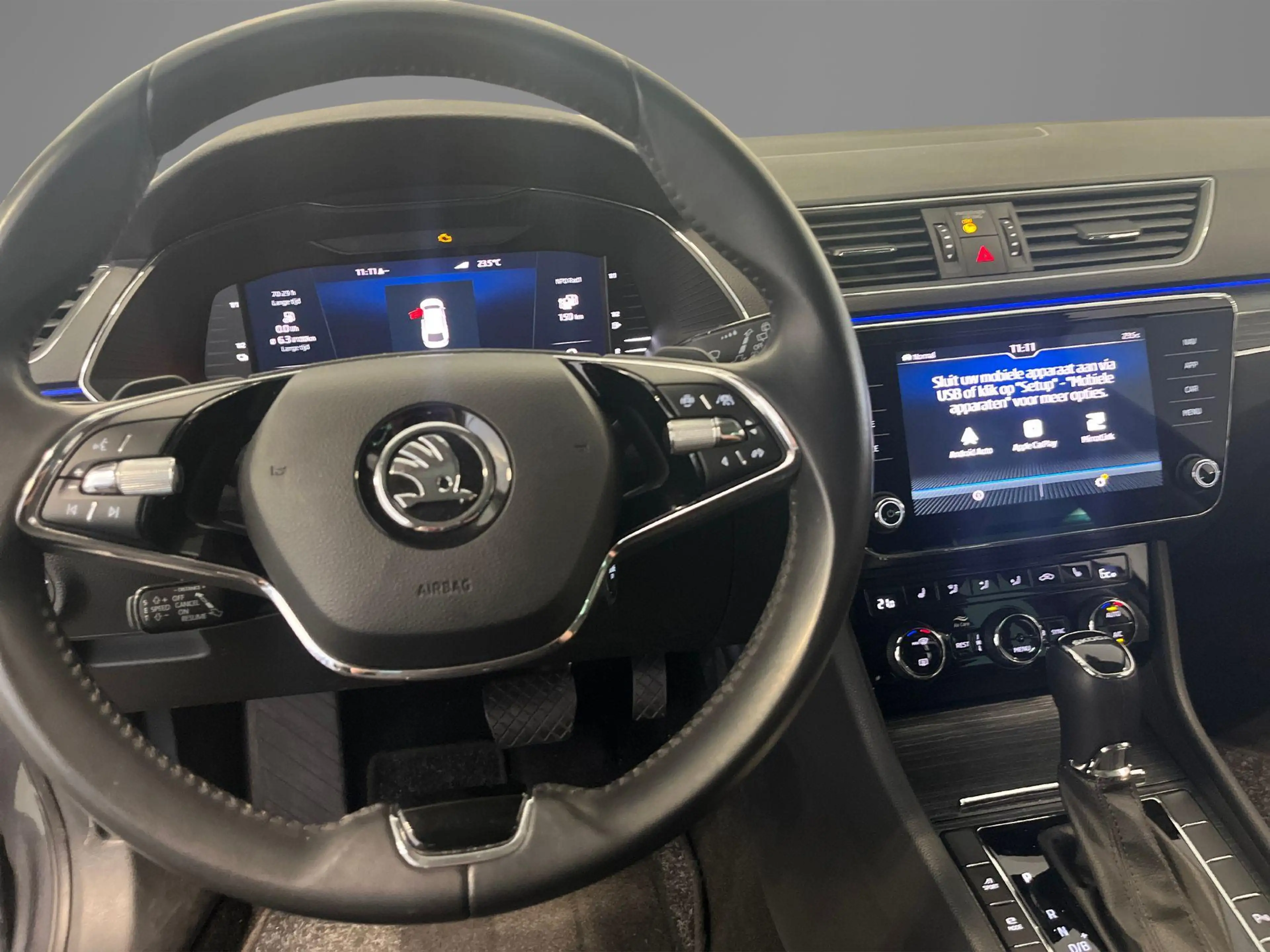 Skoda Superb Combi 1.4 TSI iV 218pk DSG Business Edition Plus · — photo 12