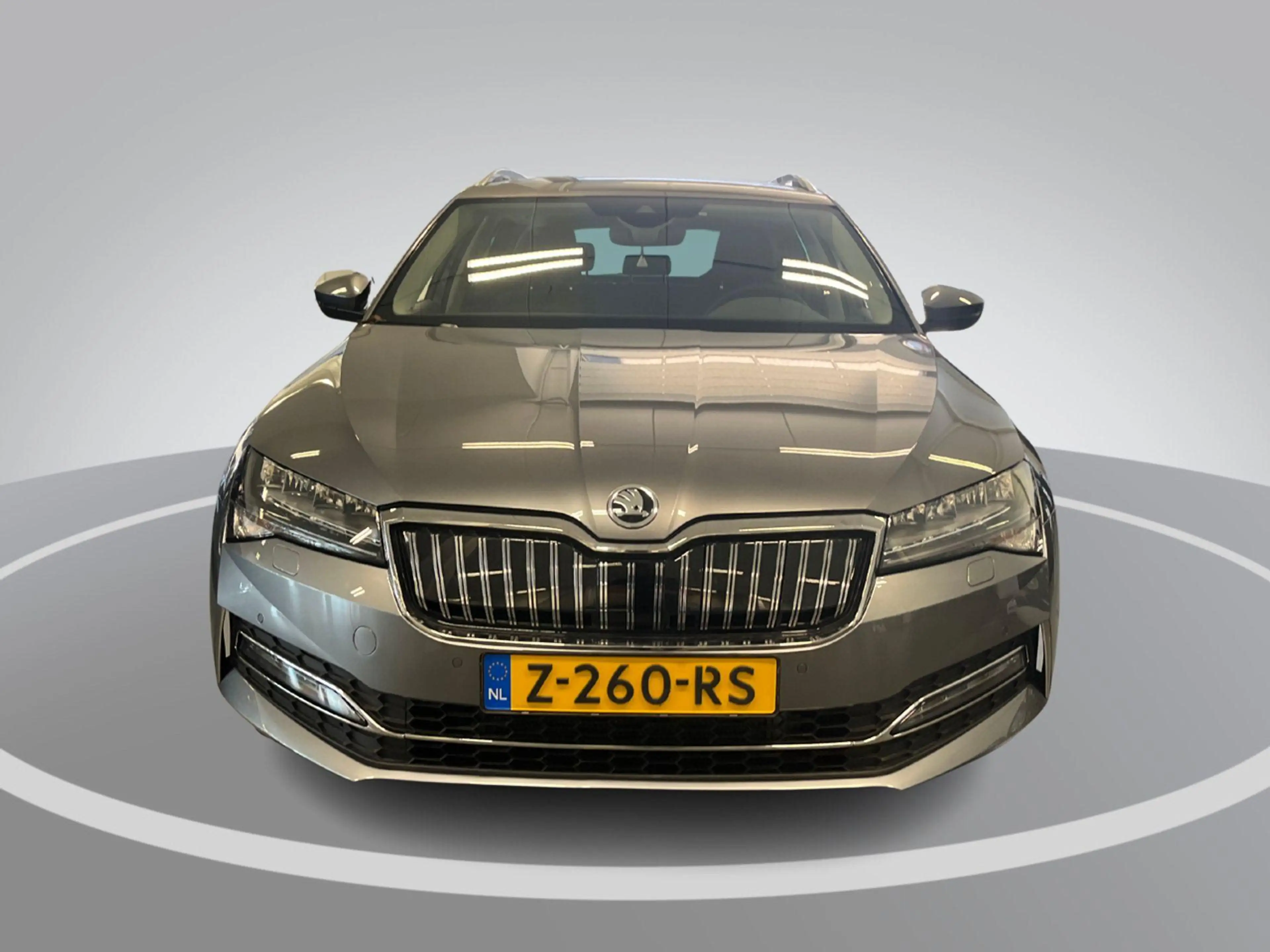 Skoda Superb Combi 1.4 TSI iV 218pk DSG Business Edition Plus · — photo 4