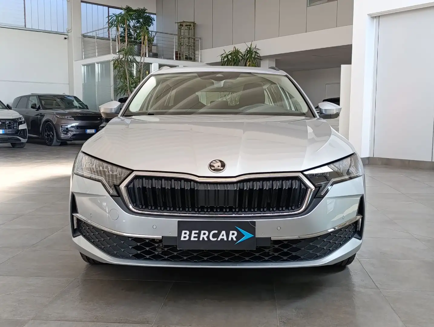 Skoda Octavia Octavia 2.0 TDI 150 CV DSG Wagon Executive Silber - 2